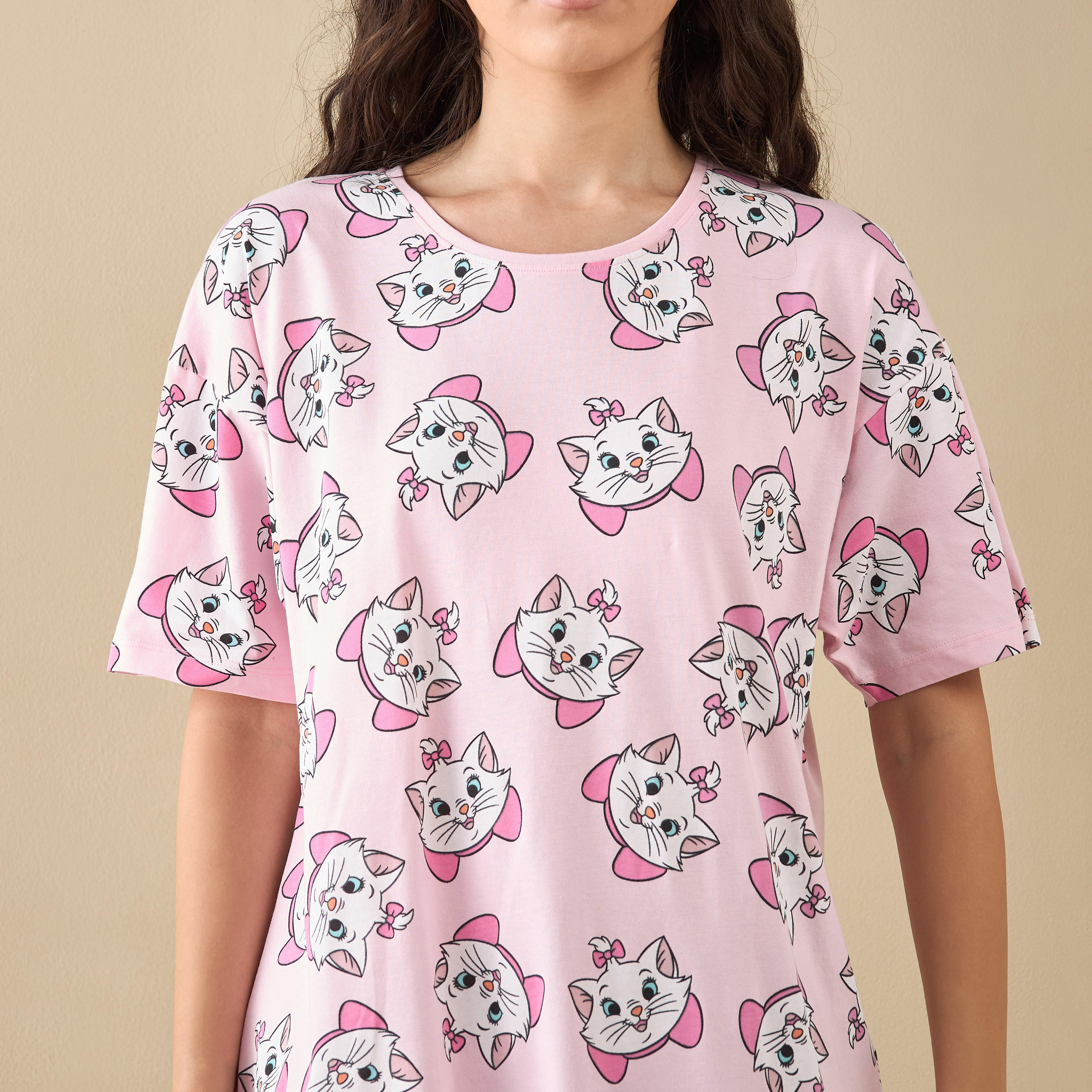 قميص نوم بأكمام قصيرة وطبعات ماري-women-clothing-nightwear-nighties-image-4