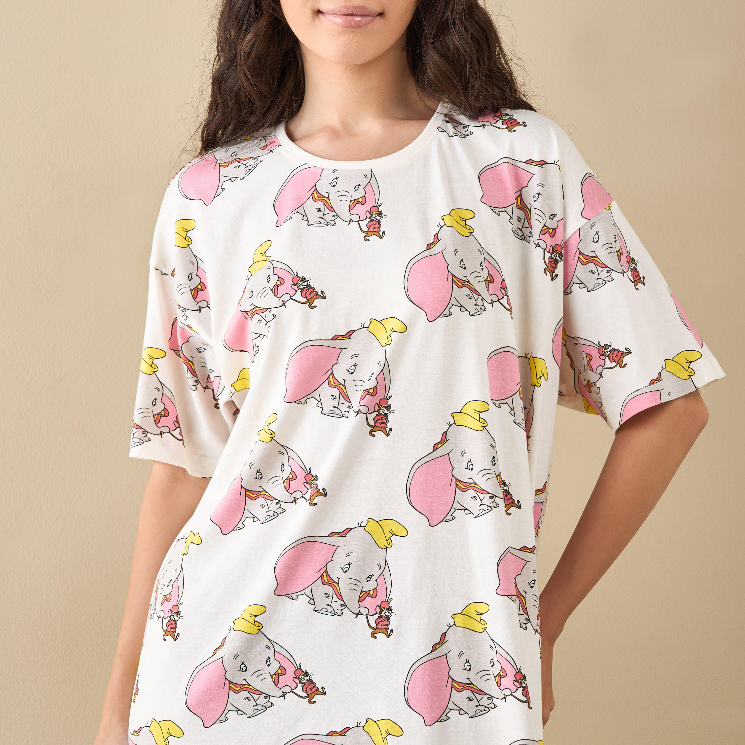 قميص نوم بأكمام قصيرة وطبعات دامبو-women-clothing-nightwear-nighties-image-1