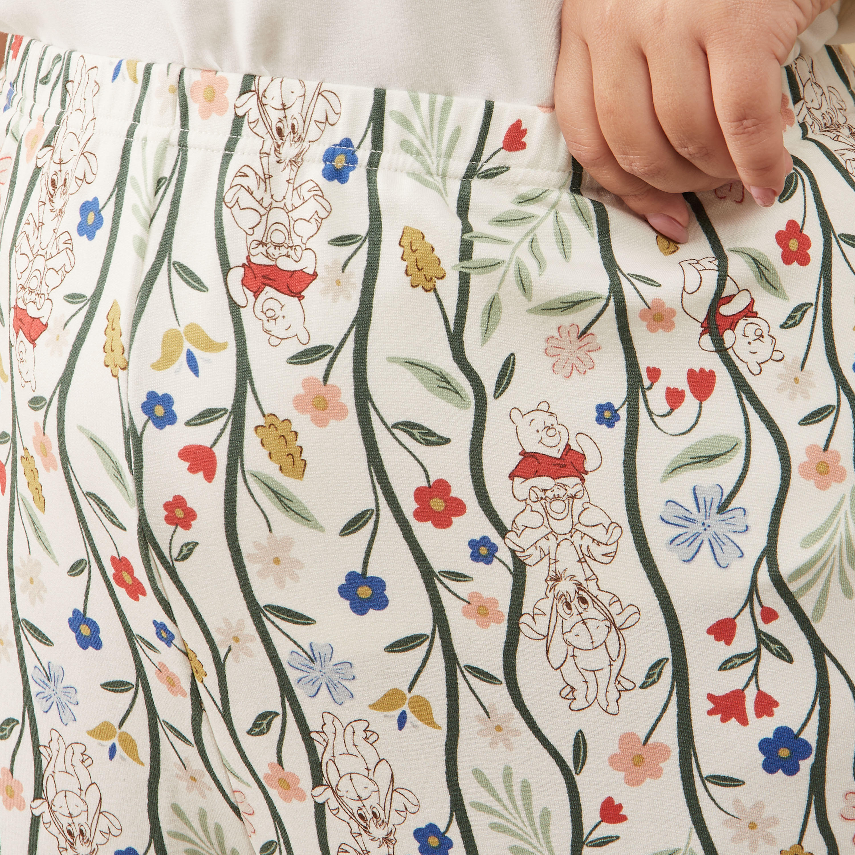 طقم بيجاما وتيشيرت بأكمام قصيرة وطبعات ويني ذا بوه-women-clothing-nightwear-pyjamas-longsets-image-6