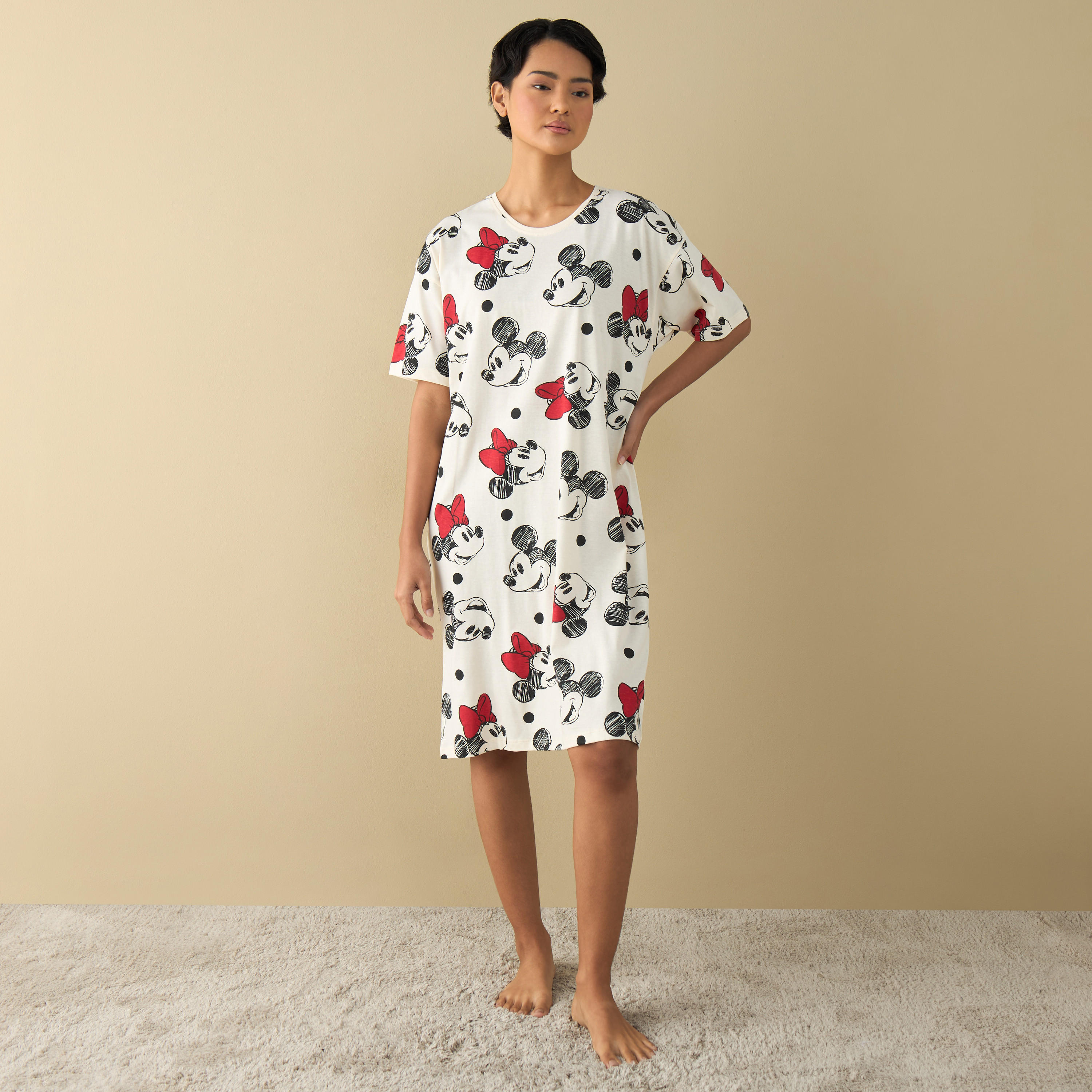 قميص نوم بأكمام قصيرة وطبعات ميكي وميني-women-clothing-nightwear-nighties-image-2