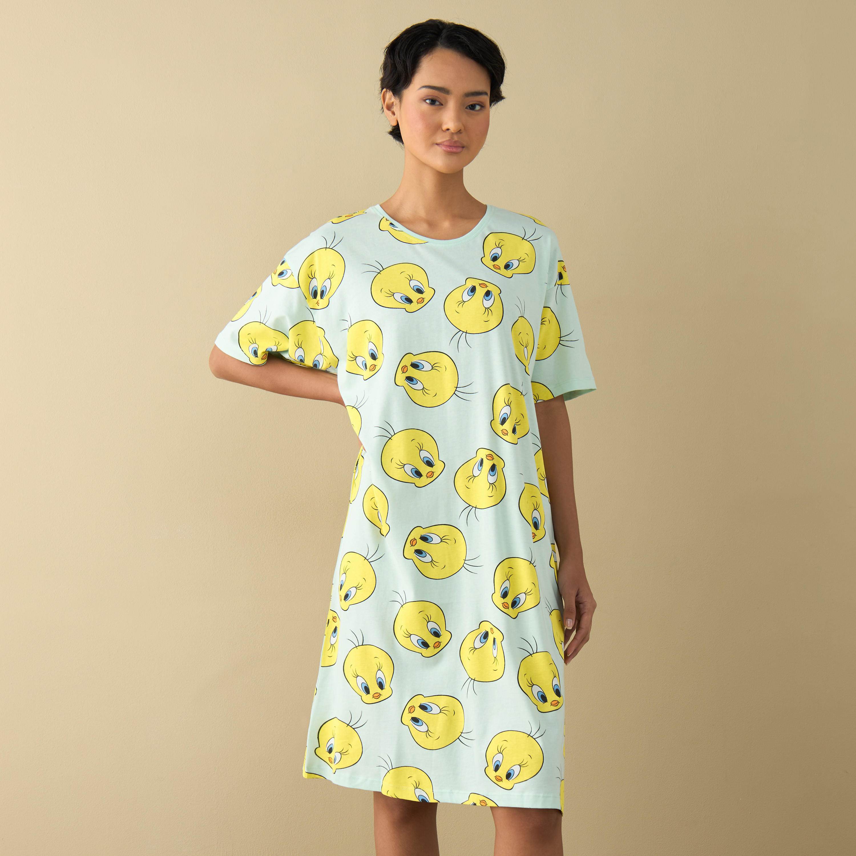 قميص نوم بأكمام قصيرة وطبعات تويتي-women-clothing-nightwear-nighties-image-1