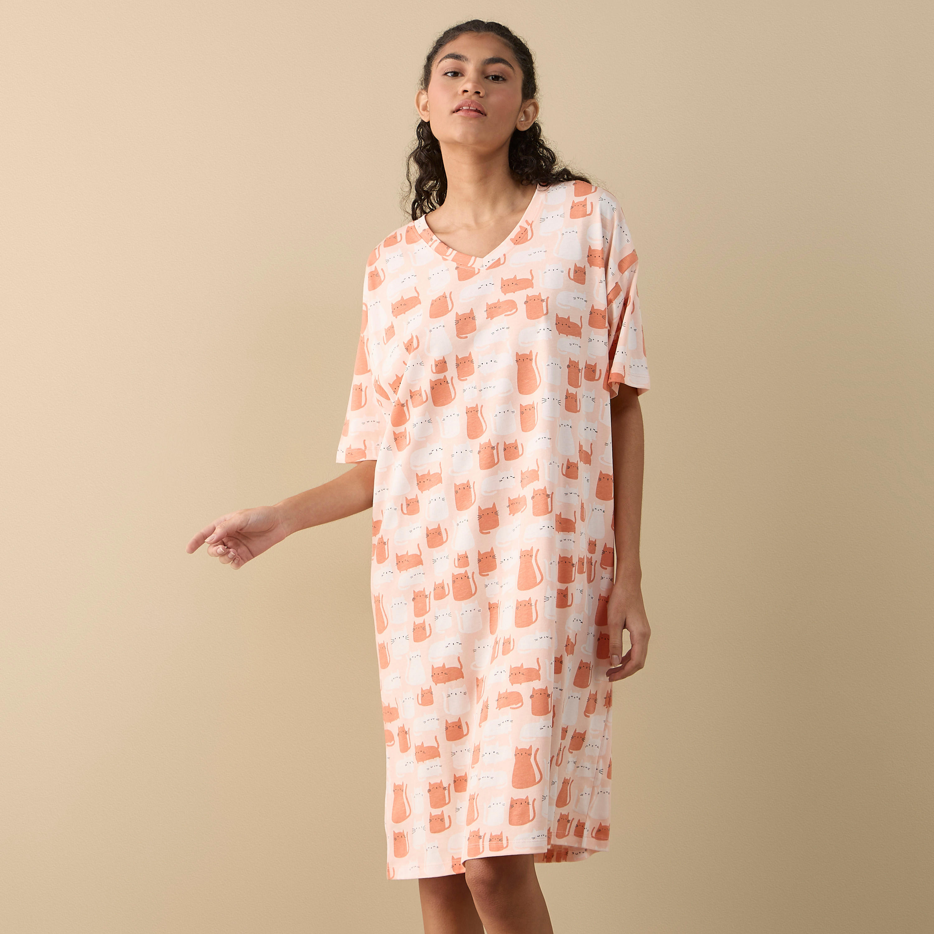 Printed Sleepshirt with V-neck and Short Sleeves-women-clothing-nightwear-nighties-image-1