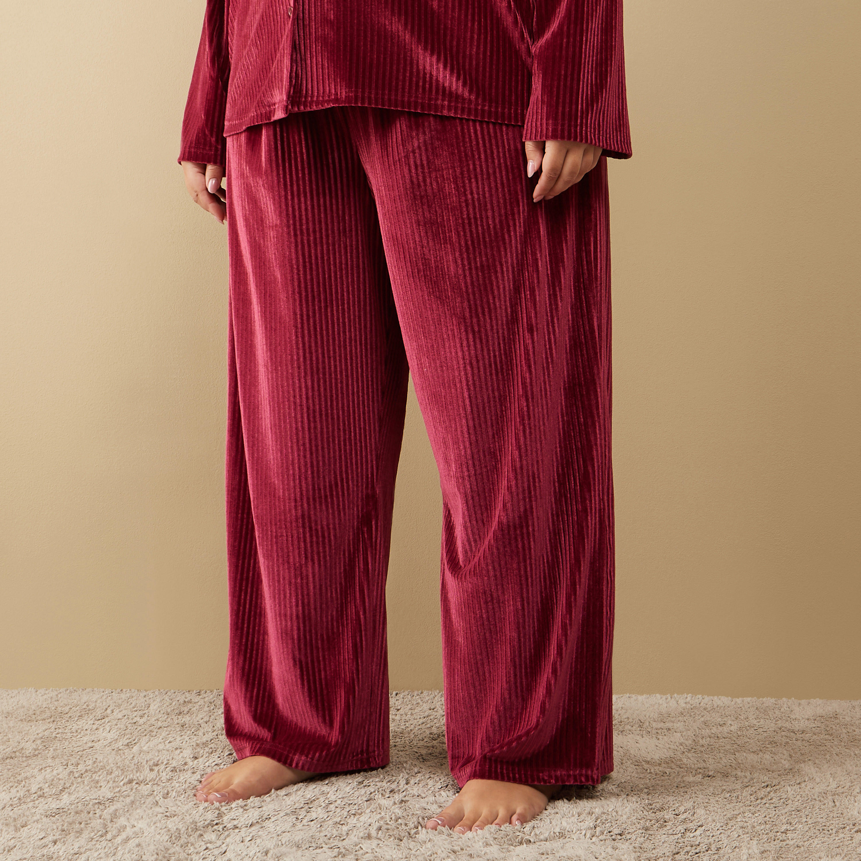 طقم بنطلون بيجاما وقميص مضلع بأكمام طويلة-women-clothing-nightwear-pyjamas-longsets-image-4