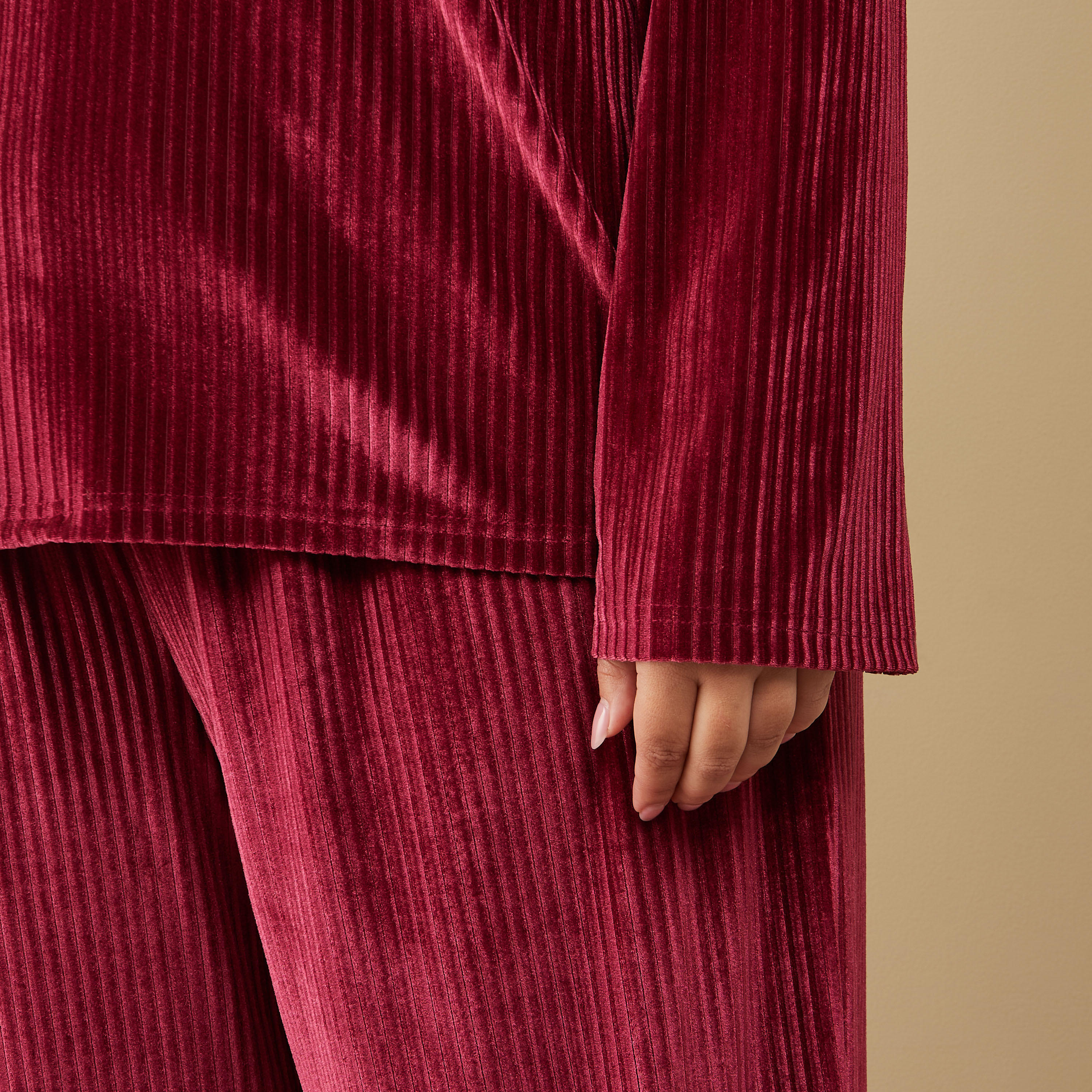 طقم بنطلون بيجاما وقميص مضلع بأكمام طويلة-women-clothing-nightwear-pyjamas-longsets-image-1