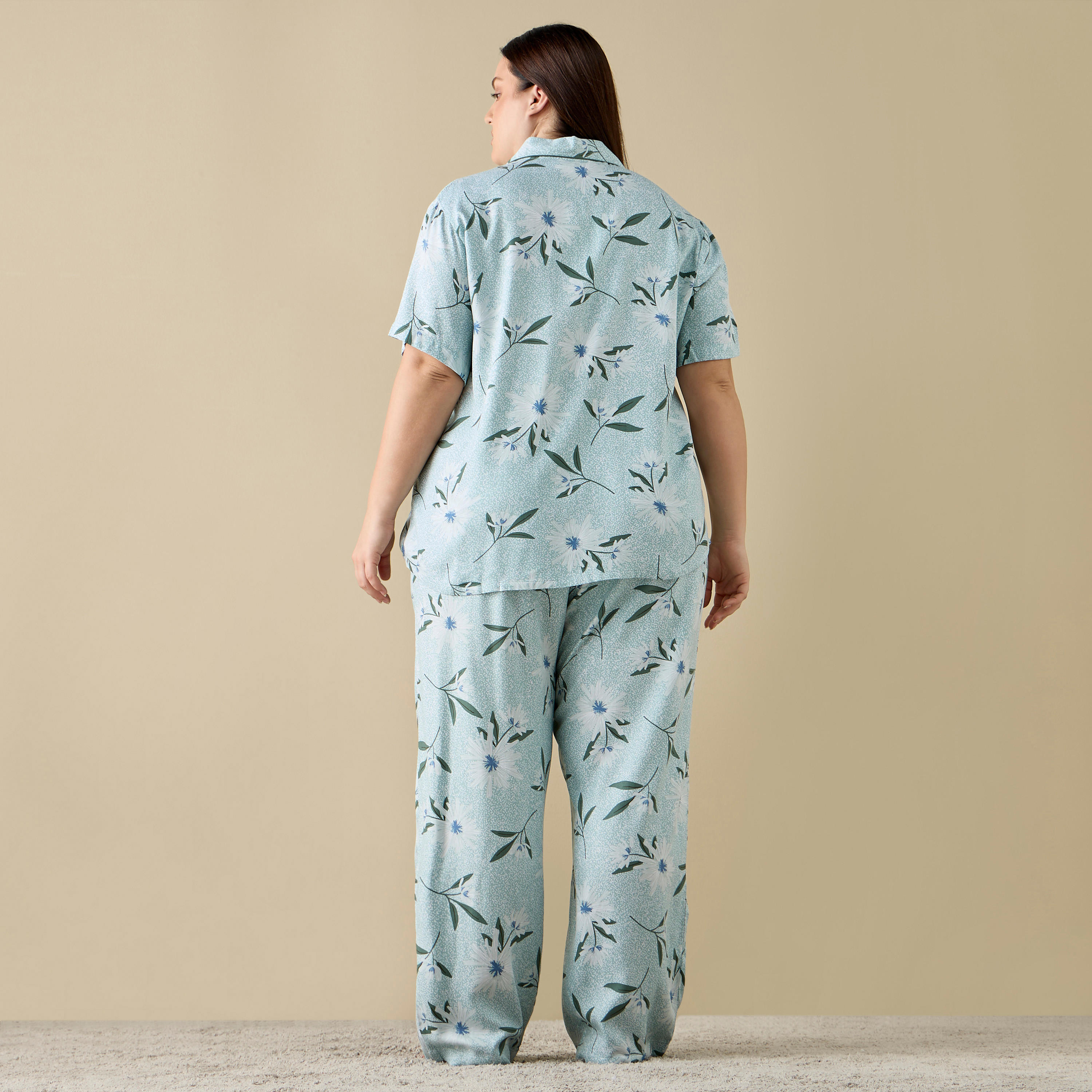 طقم بنطلون بيجاما وقميص بطبعات-women-clothing-nightwear-pyjamas-longsets-image-4