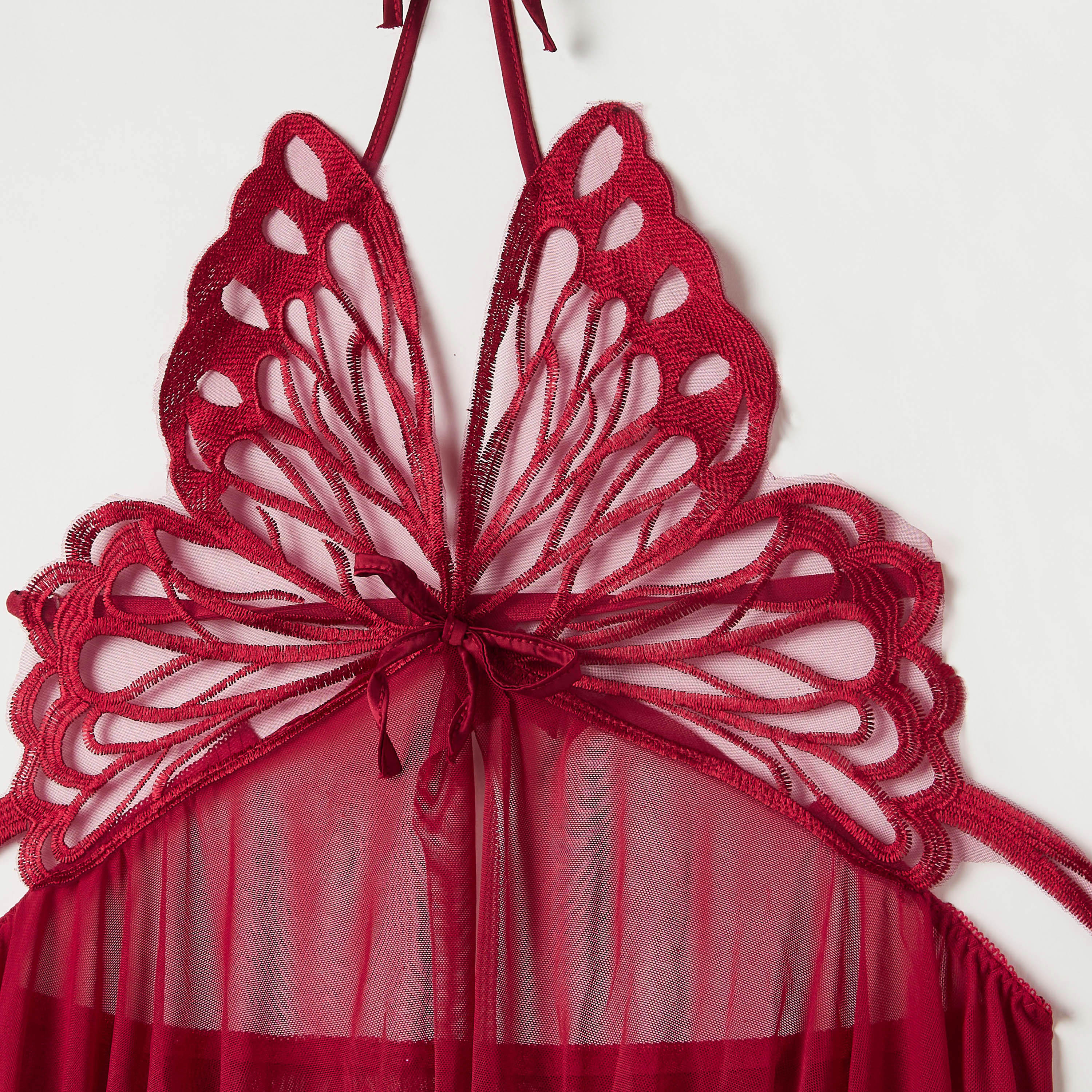 بيبي دول بياقة هالتر وتفاصيل فراشة مع ثونج-women-clothing-lingerie-babydollsandbodysuits-image-4