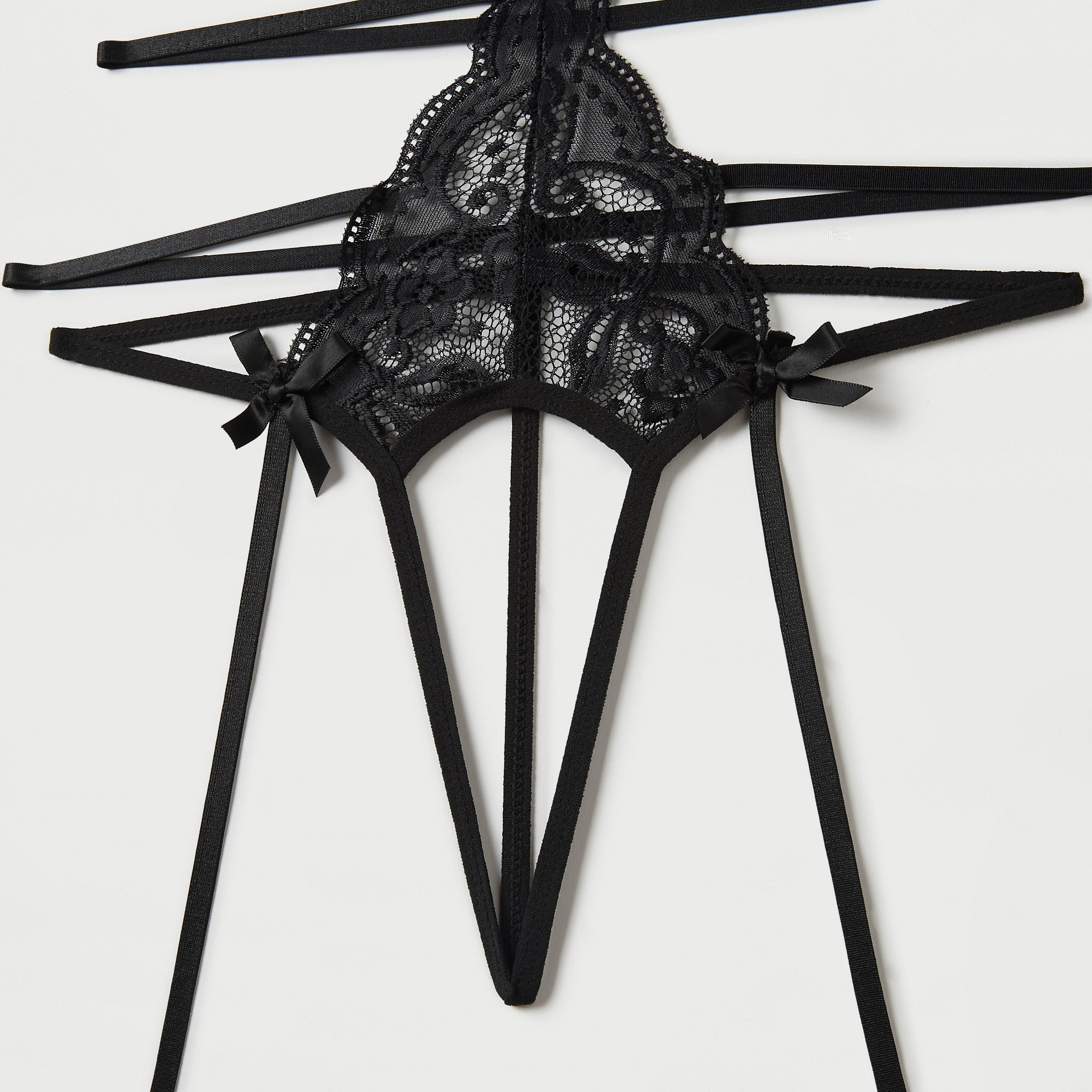 بودي سوت بحمالات وتفاصيل دانتيل وفيونكة-women-clothing-lingerie-lingerieaccessories-image-3