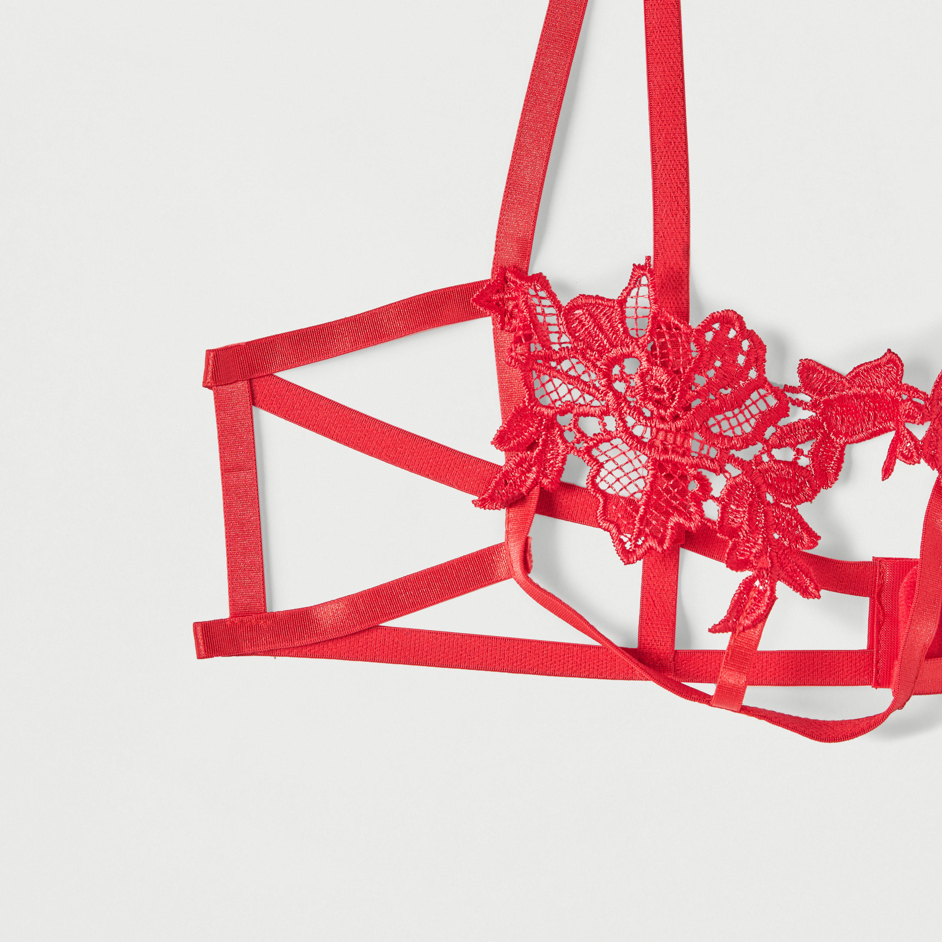 صدرية دانتيل بياقة هالتر وثونج بتفاصيل أربطة-women-clothing-lingerie-lingeriesets-image-6