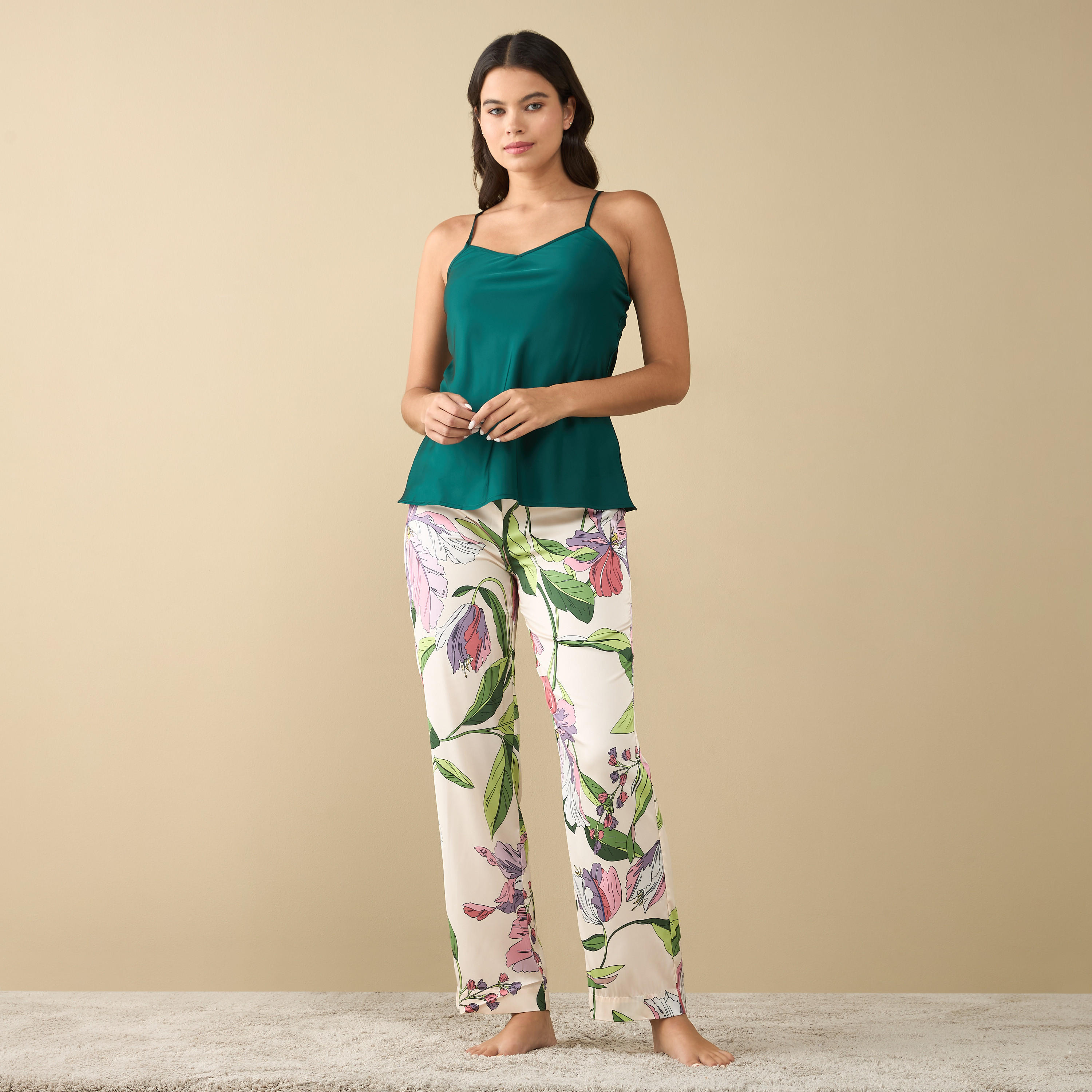 Solid Sweetheart Neck Sleeveless Top and Floral Print Pyjama Set-women-clothing-nightwear-pyjamas-longsets-image-1