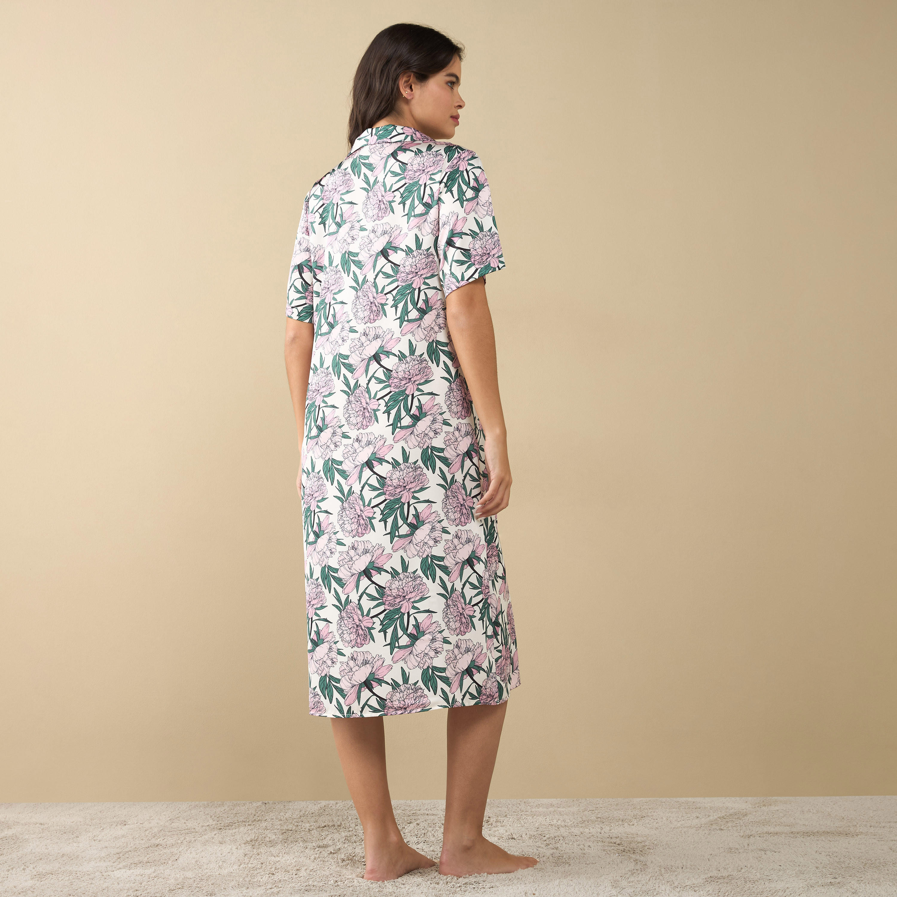 قميص نوم بطبعات أزهار وأكمام متمدّدة-women-clothing-nightwear-nighties-image-3