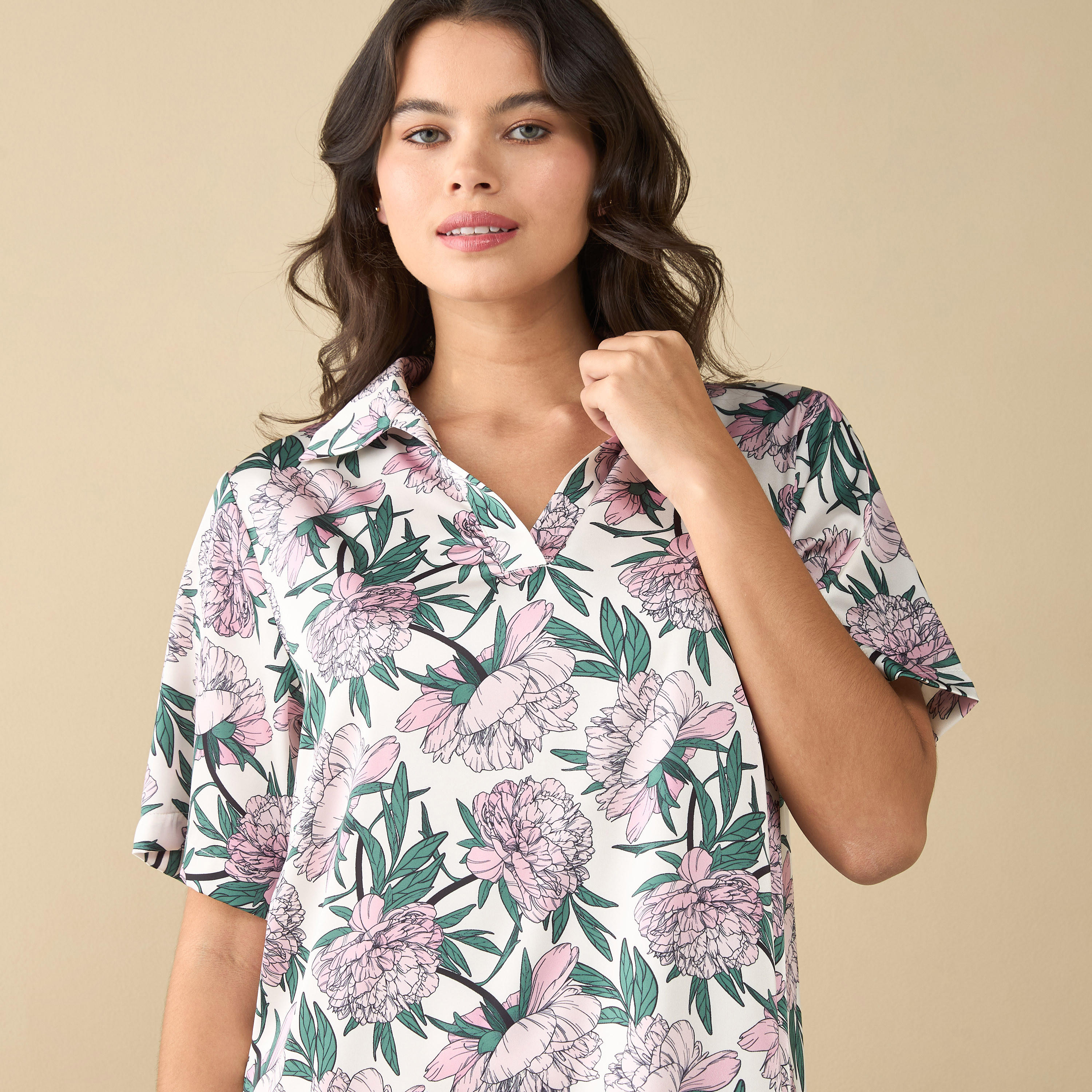 قميص نوم بطبعات أزهار وأكمام متمدّدة-women-clothing-nightwear-nighties-image-4