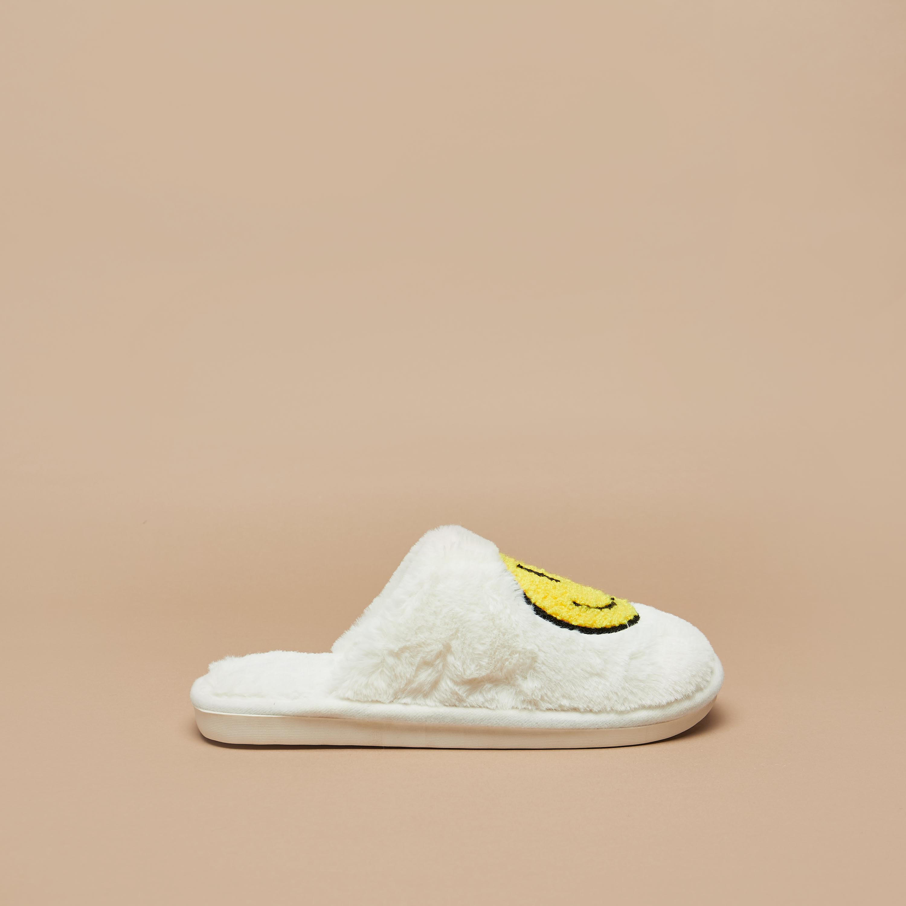 Smiley Textured Bedroom Slides-women-clothing-nightwear-bedroomslippers-image-3