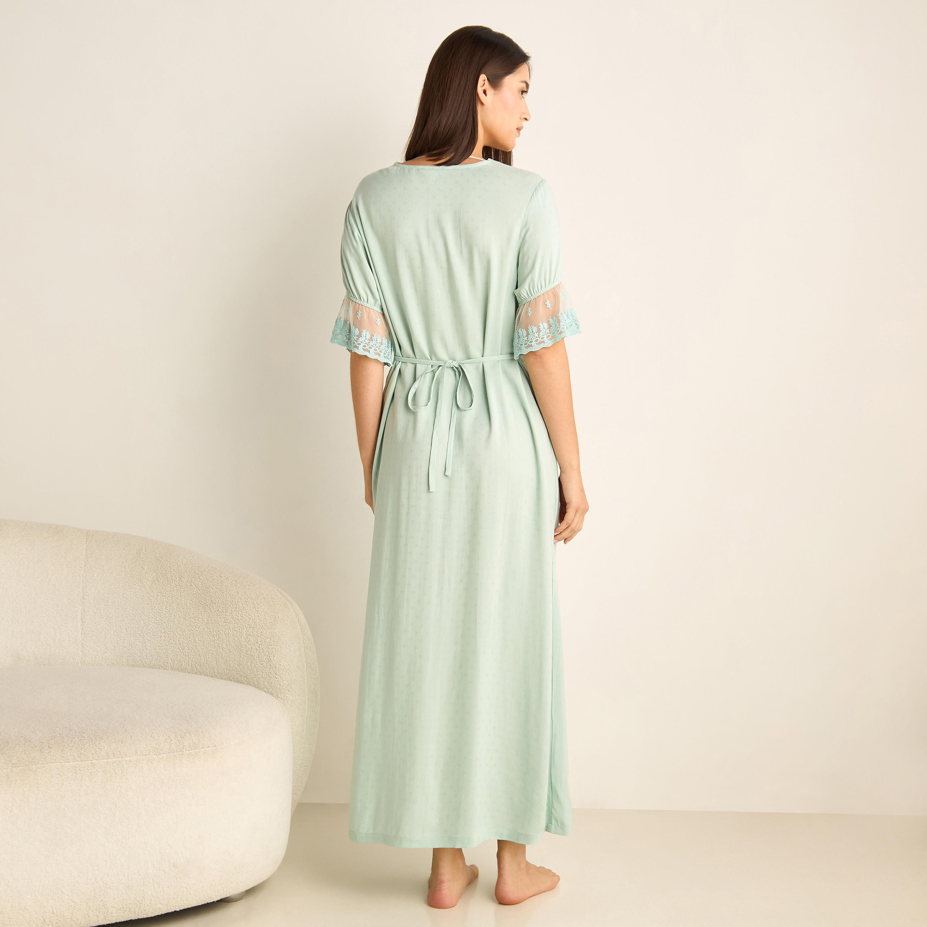 فستان نوم مطّرز مع سترة ووشاح-women-clothing-nightwear-nighties-image-3