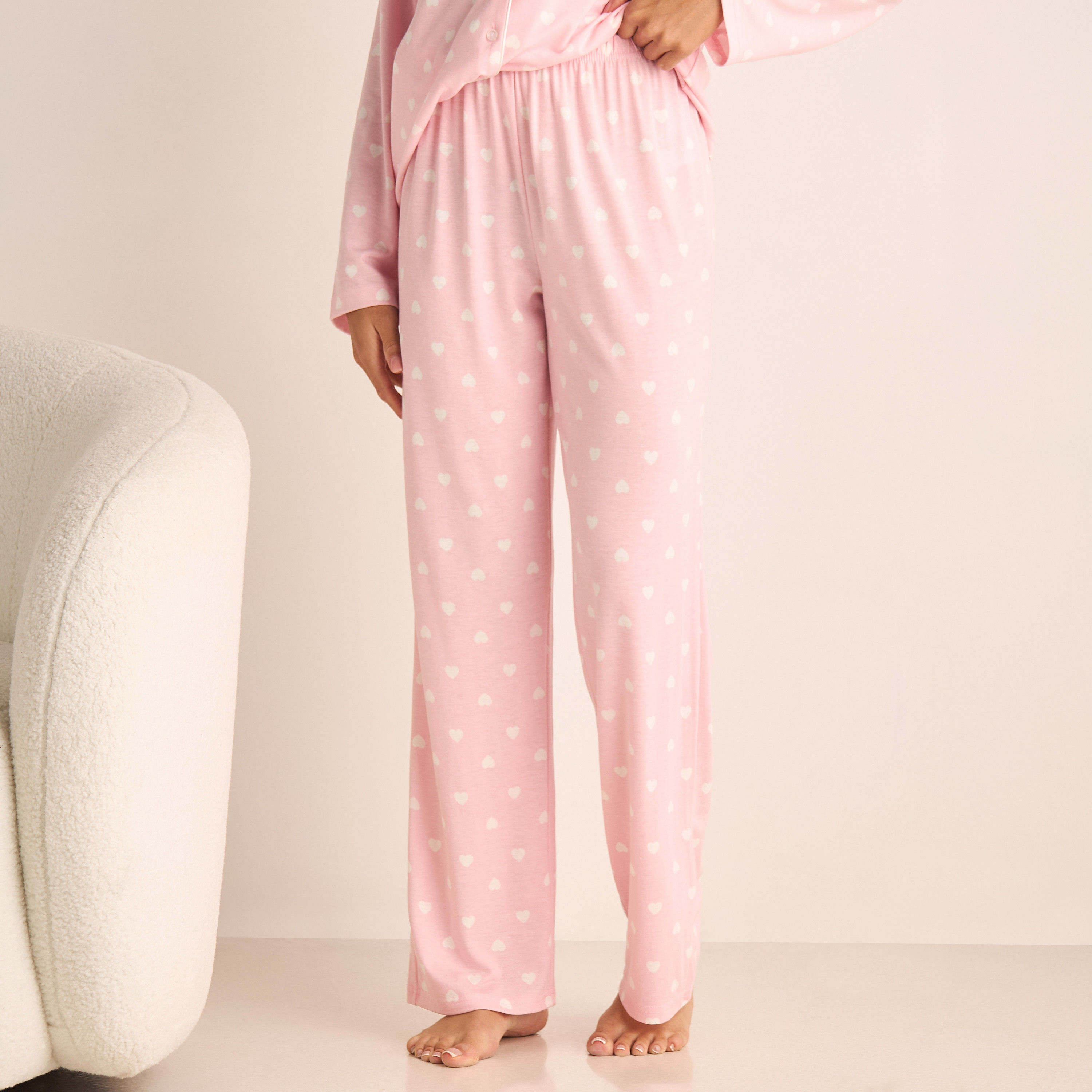 طقم بنطلون بيجاما وقميص بطبعات-women-clothing-nightwear-pyjamas-longsets-image-3