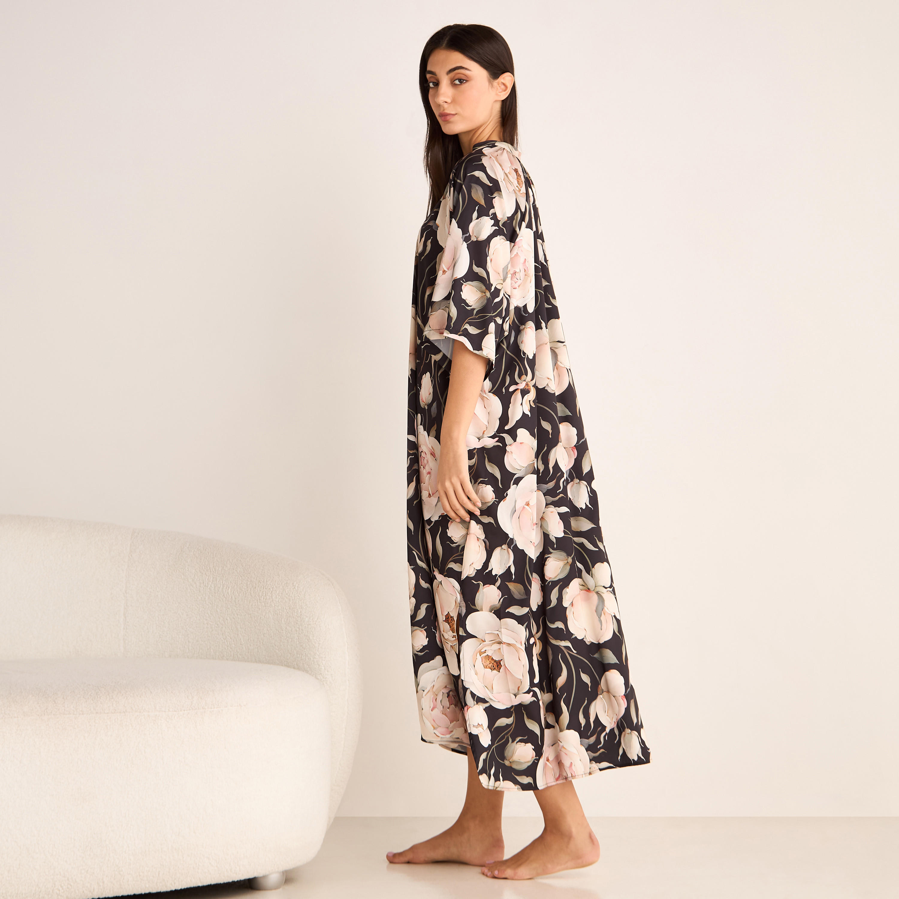 فستان نوم بياقة عادية وأكمام 3/4 وطبعات أزهار-women-clothing-nightwear-nighties-image-3