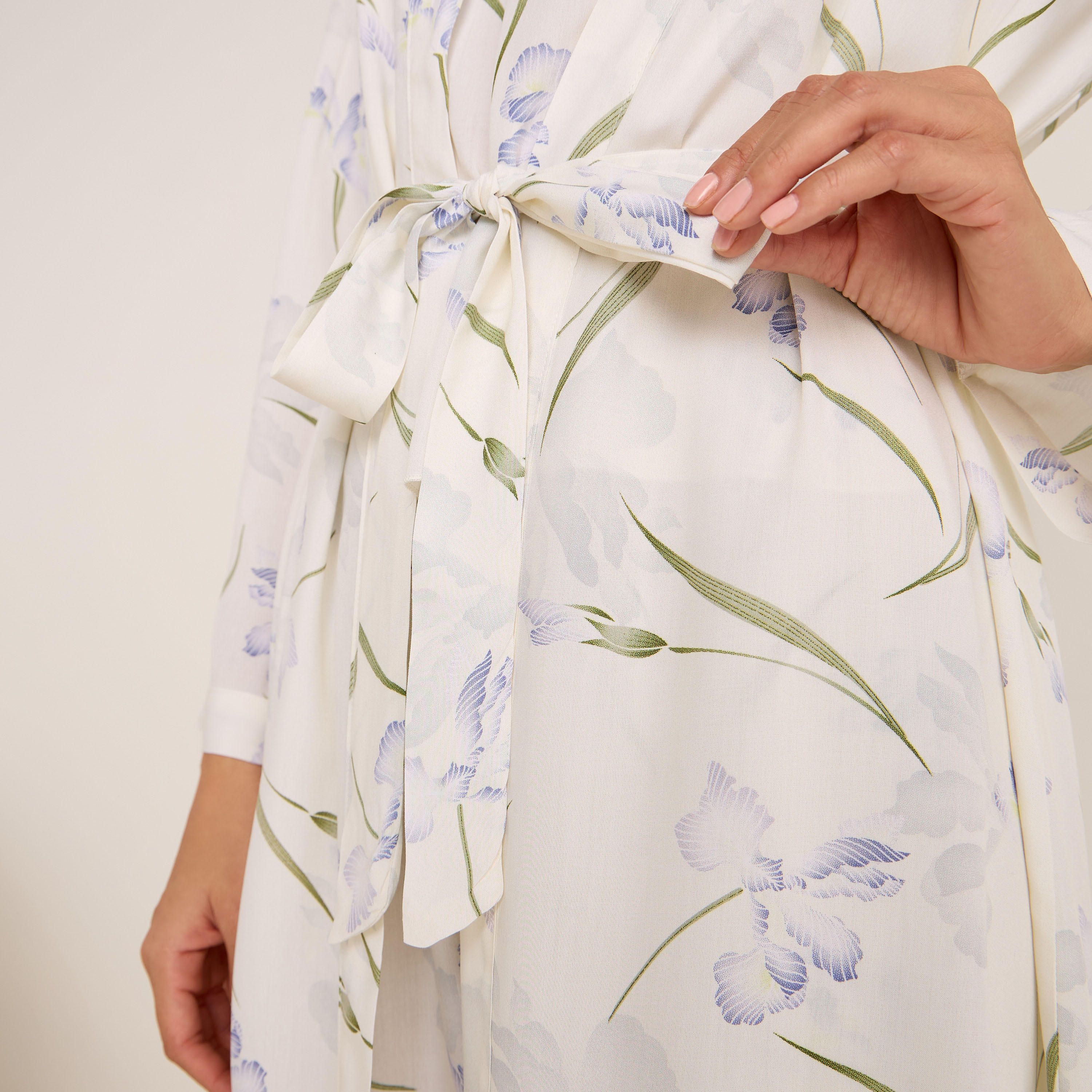 طقم بنطلون بيجاما وبلوزة كامي وروب بطبعات أزهار-women-clothing-nightwear-pyjamas-longsets-image-1