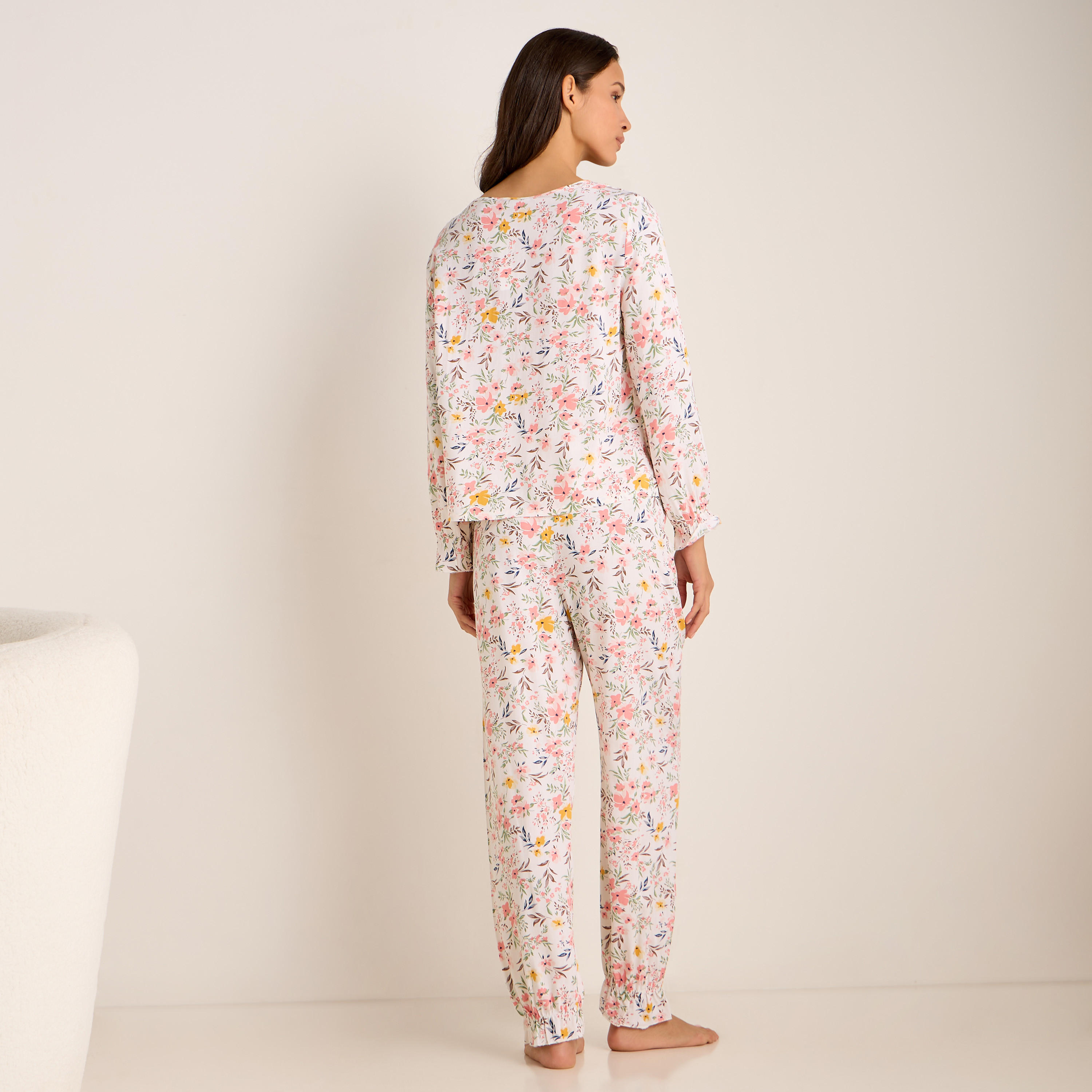 طقم بنطلون بيجاما وبلوزة بأكمام طويلة وطبعات أزهار-women-clothing-nightwear-pyjamas-longsets-image-4
