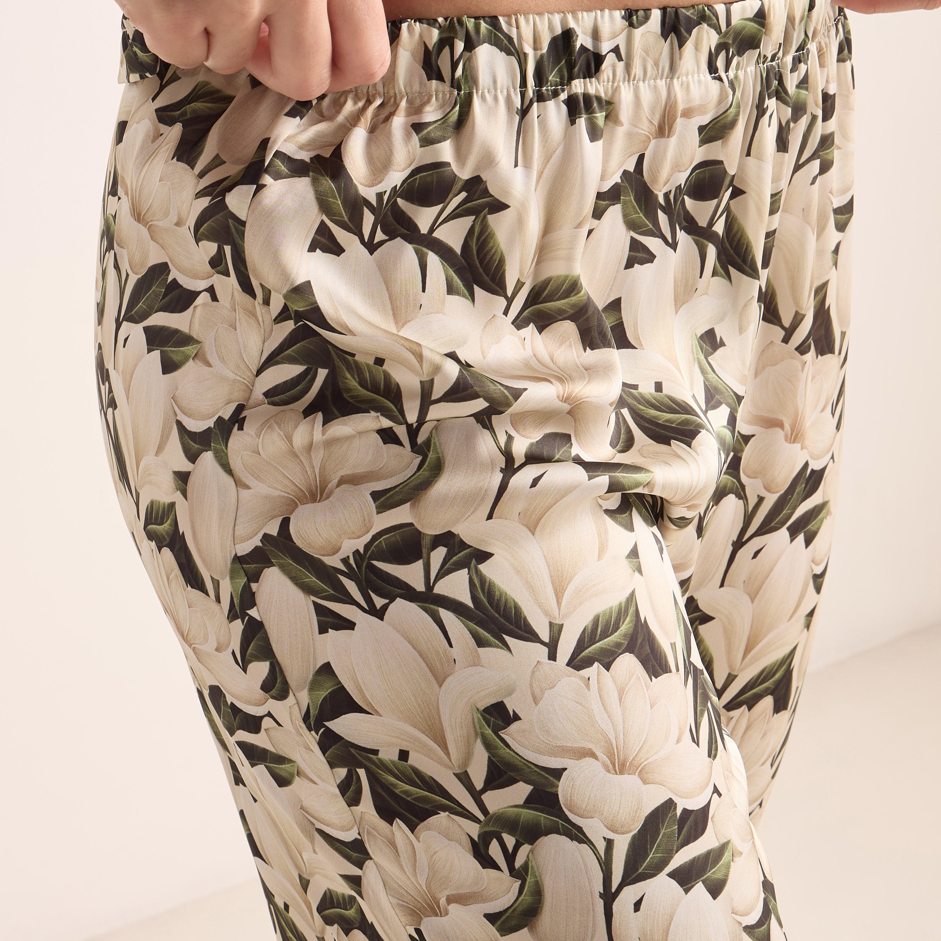 Floral Print Satin Pyjama Set-women-clothing-nightwear-pyjamas-longsets-image-6