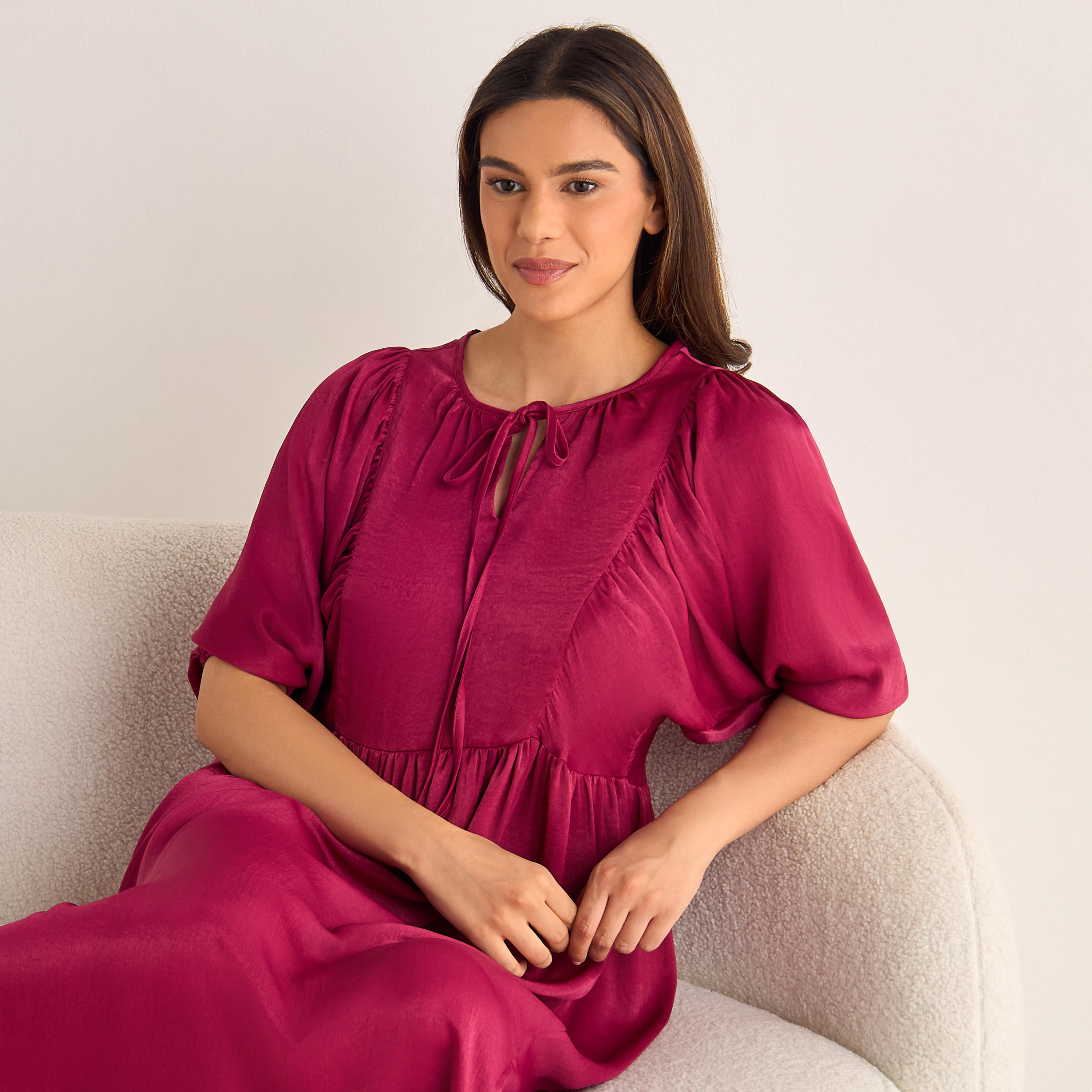 فستان نوم بتفاصيل رباط وأكمام قصيرة-women-clothing-nightwear-nighties-image-15