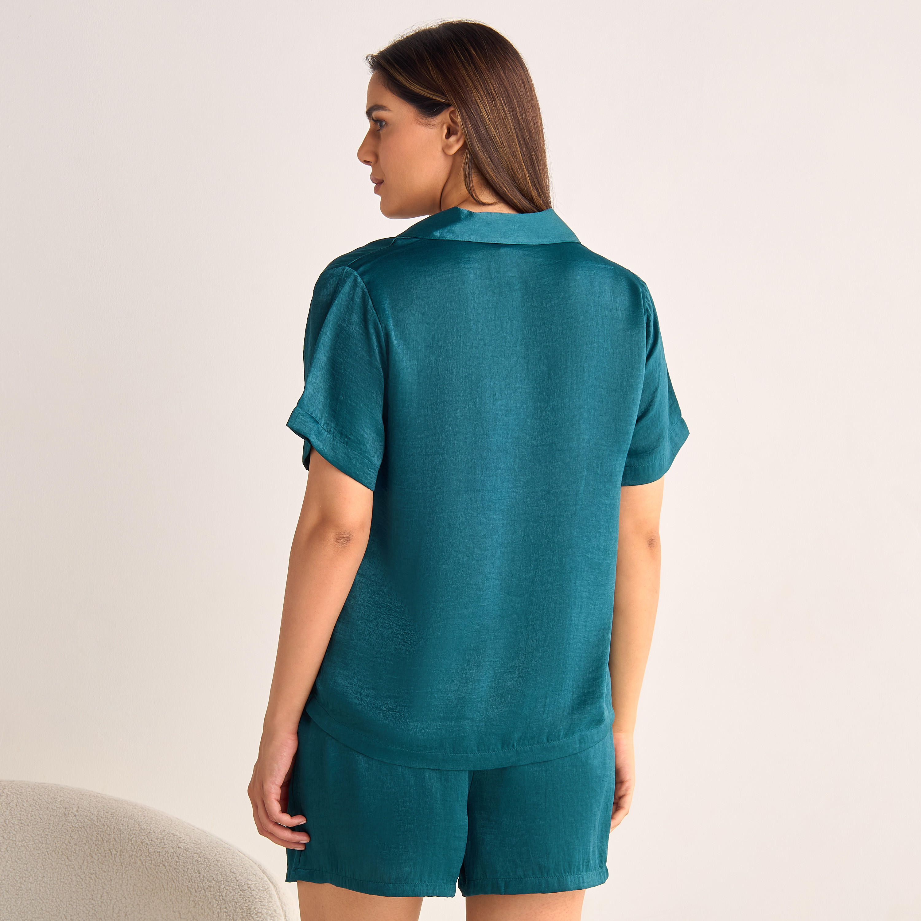 Velvet Satin Textured Shorts Set-women-clothing-nightwear-pyjamas-shortsets-image-3