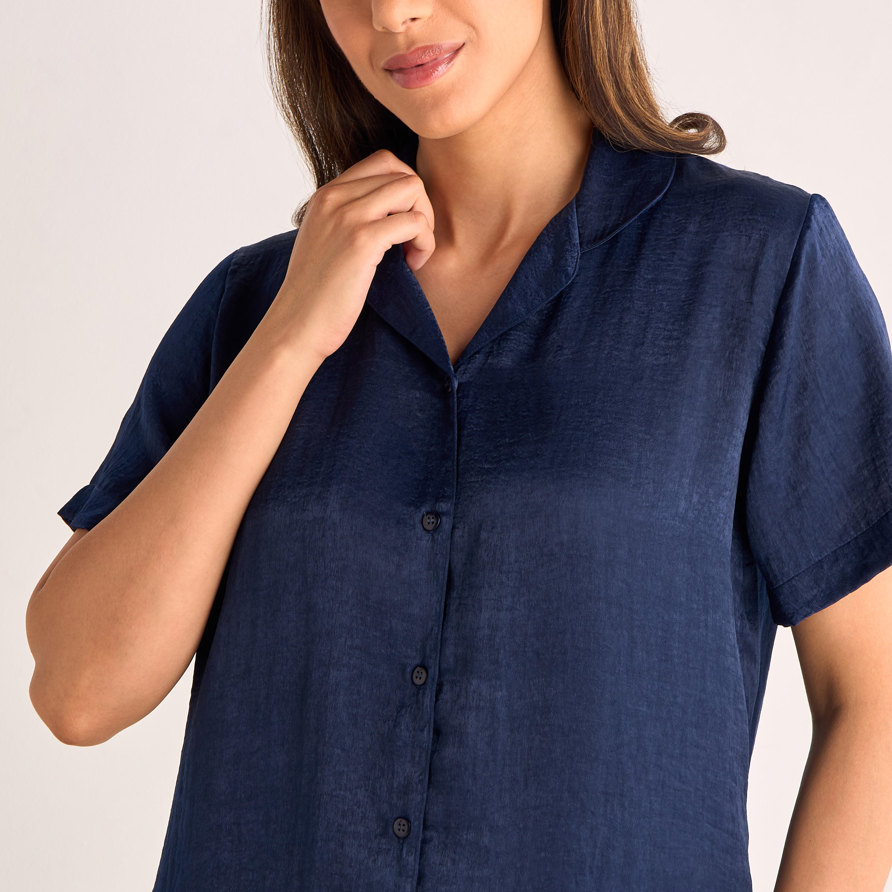 Velvet Satin Textured Shorts Set-women-clothing-nightwear-pyjamas-shortsets-image-19