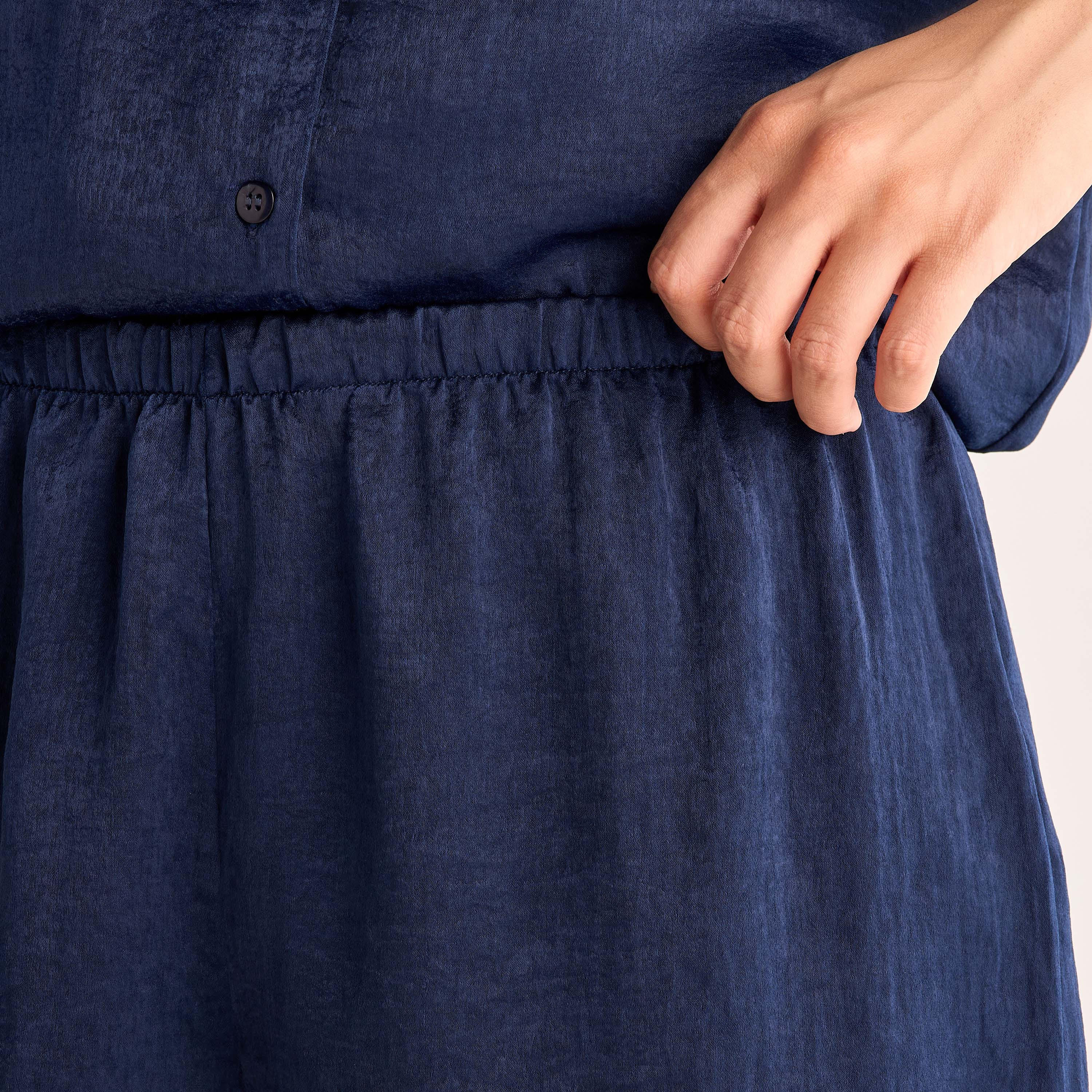 Velvet Satin Textured Shorts Set-women-clothing-nightwear-pyjamas-shortsets-image-20