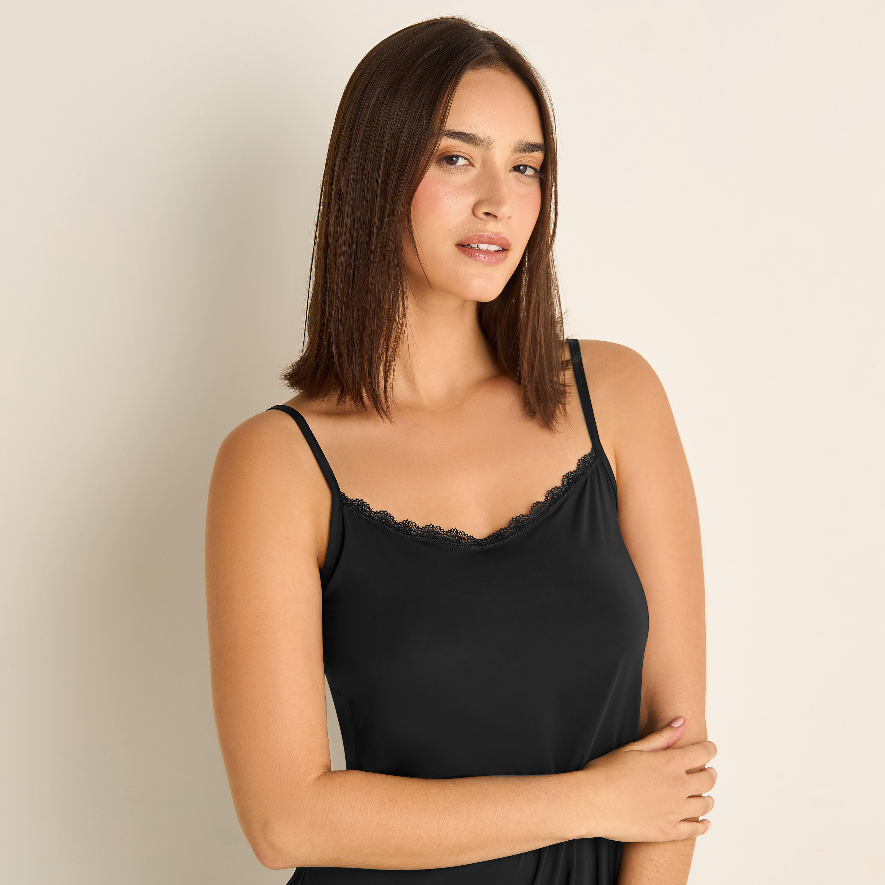 فستان سليب بتفاصيل دانتيل مع حمالات قابلة للتعديل-women-clothing-nightwear-nighties-image-3