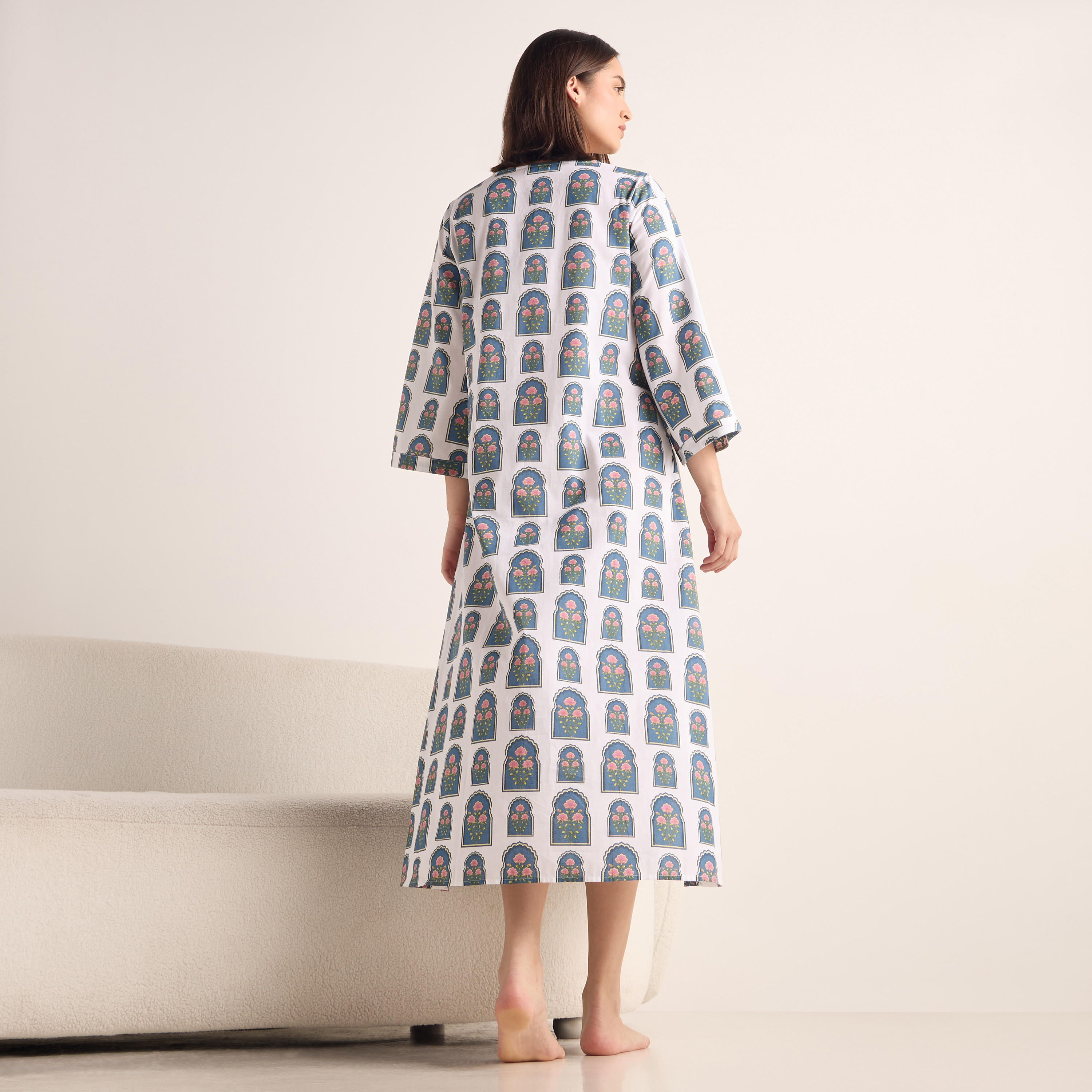 قميص نوم بياقة V وأكمام 3/4 وطبعات-women-clothing-nightwear-nighties-image-3