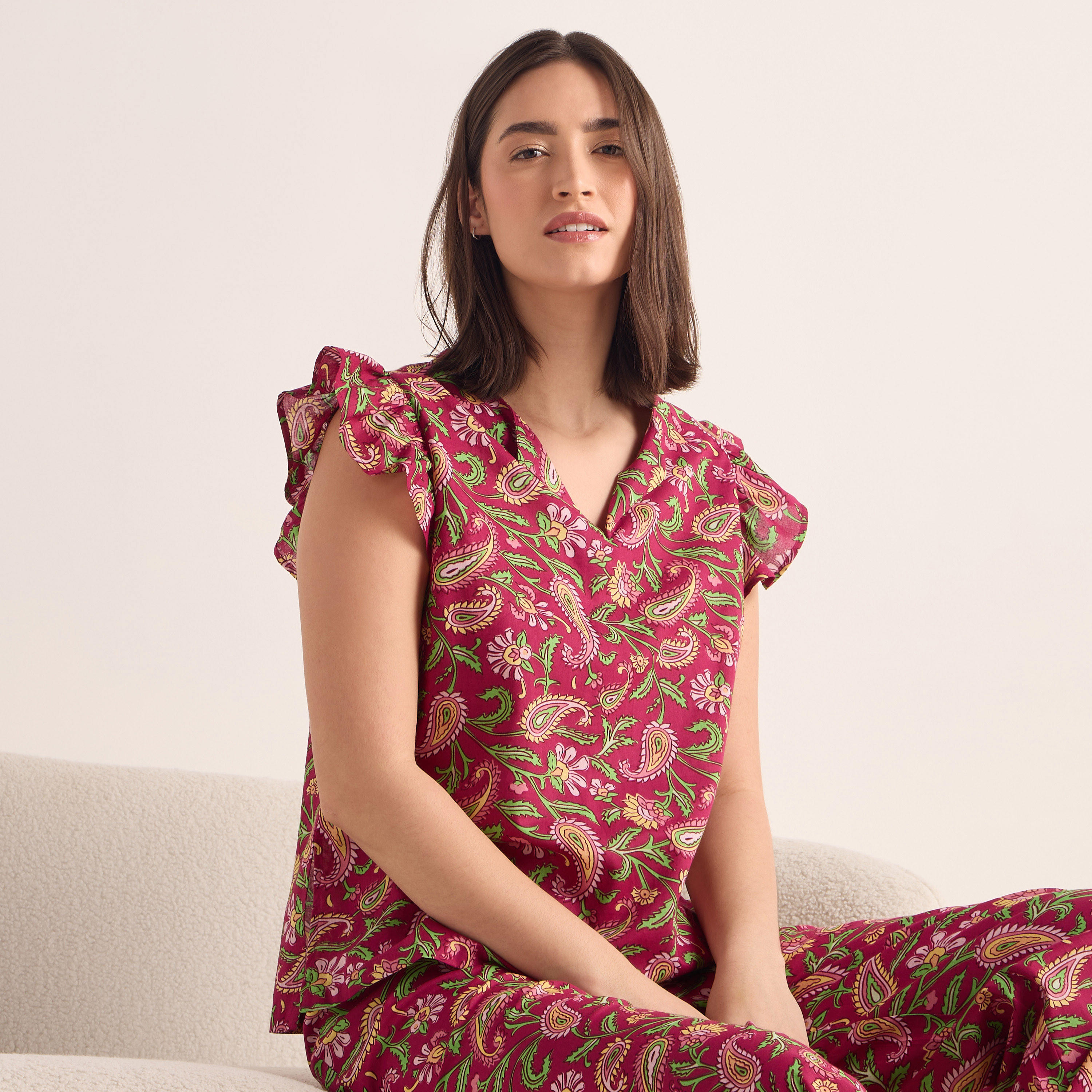 طقم بنطلون بيجاما وبلوزة بأكمام كشكش وطبعات-women-clothing-nightwear-pyjamas-longsets-image-2
