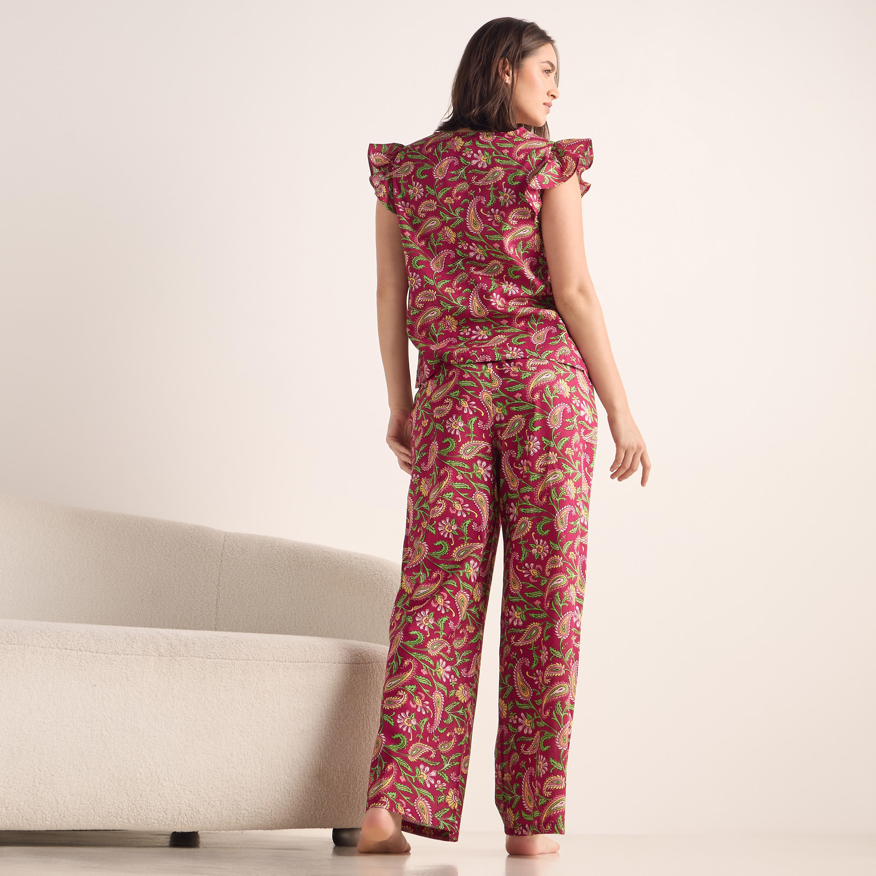 طقم بنطلون بيجاما وبلوزة بأكمام كشكش وطبعات-women-clothing-nightwear-pyjamas-longsets-image-3