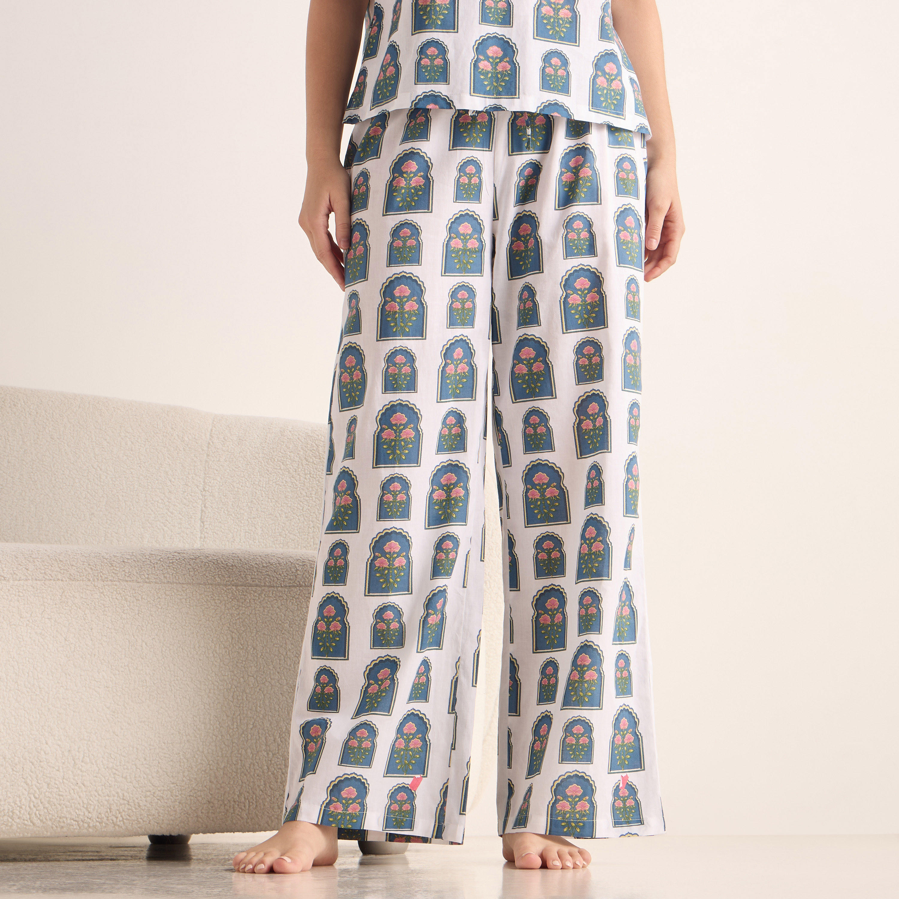 طقم بنطلون بيجاما وبلوزة قطن بأكمام كشكش وطبعات-women-clothing-nightwear-pyjamas-longsets-image-16