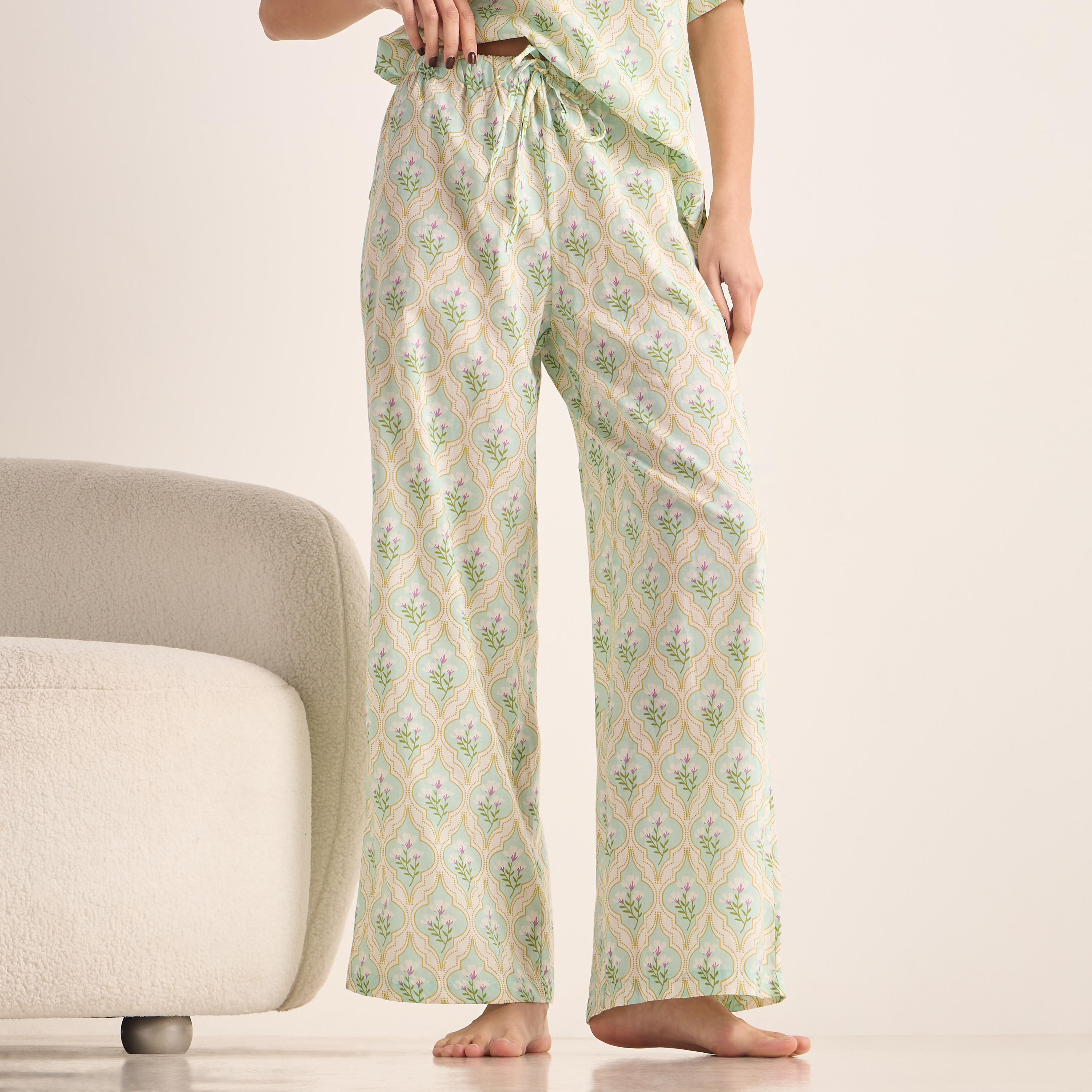 طقم بنطلون بيجاما وبلوزة قطن بأكمام كشكش وطبعات-women-clothing-nightwear-pyjamas-longsets-image-22