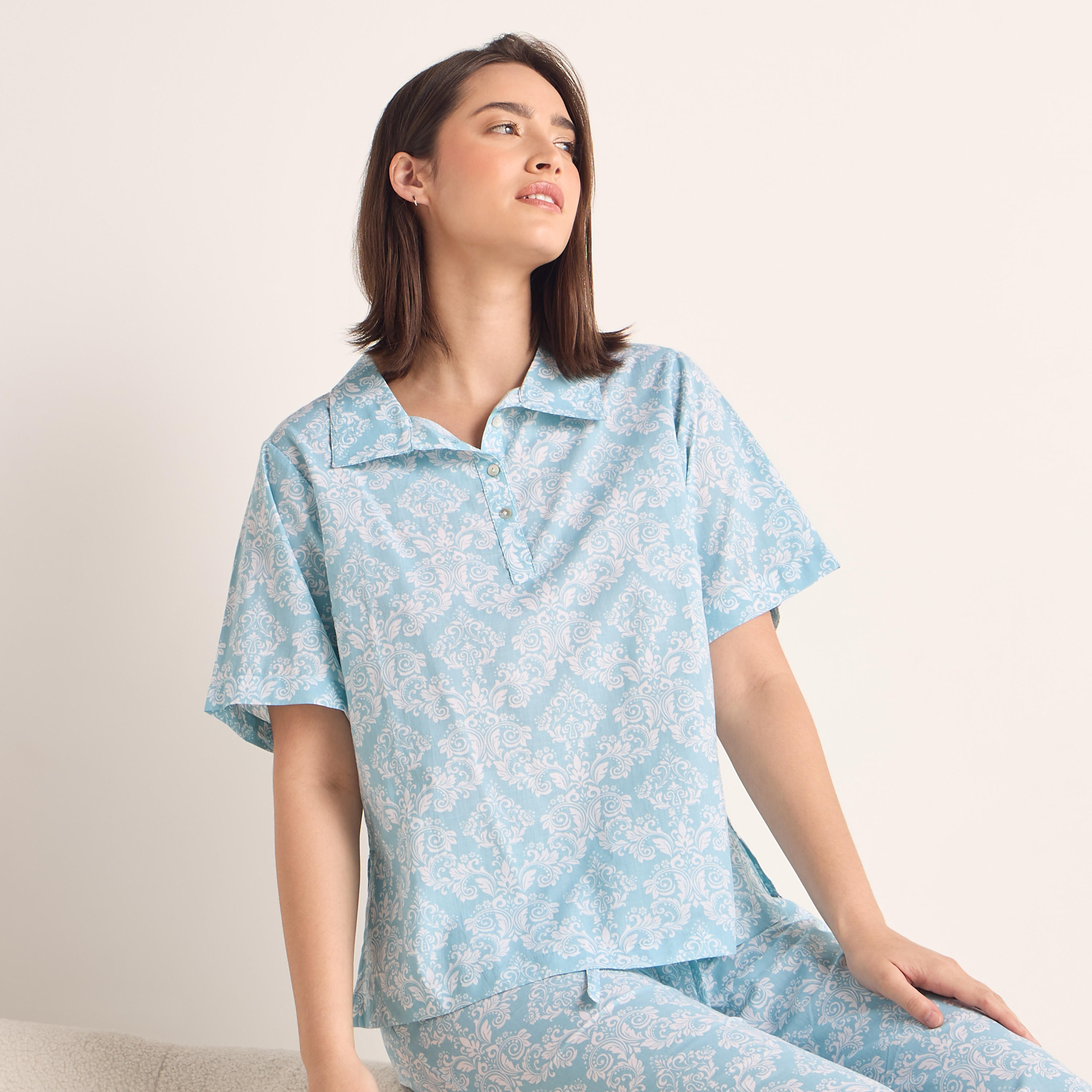 Printed Short Sleeves Top and Pyjama Set-women-clothing-nightwear-pyjamas-longsets-image-2