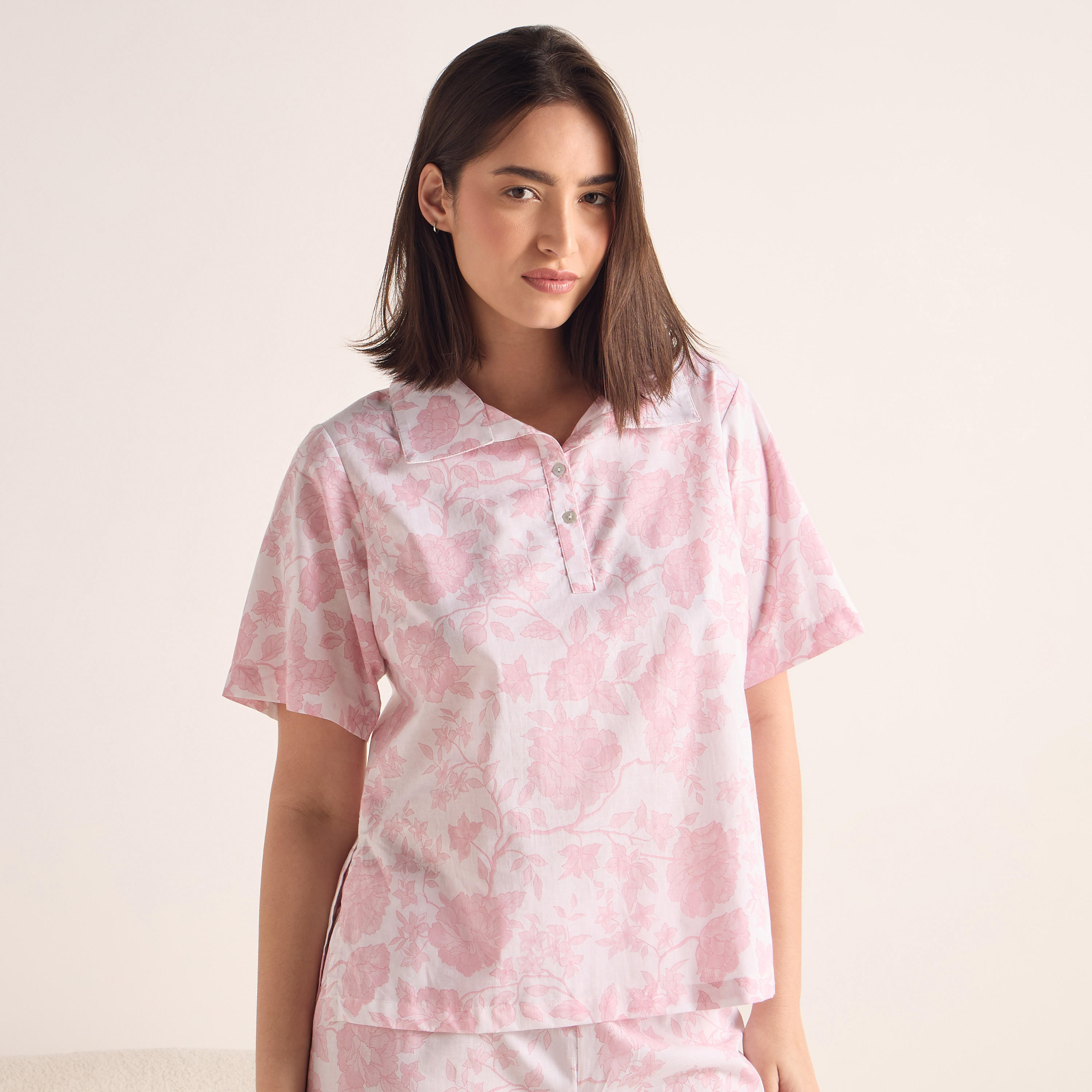طقم بنطلون بيجاما وبلوزة بأكمام قصيرة وطبعات-women-clothing-nightwear-pyjamas-longsets-image-8
