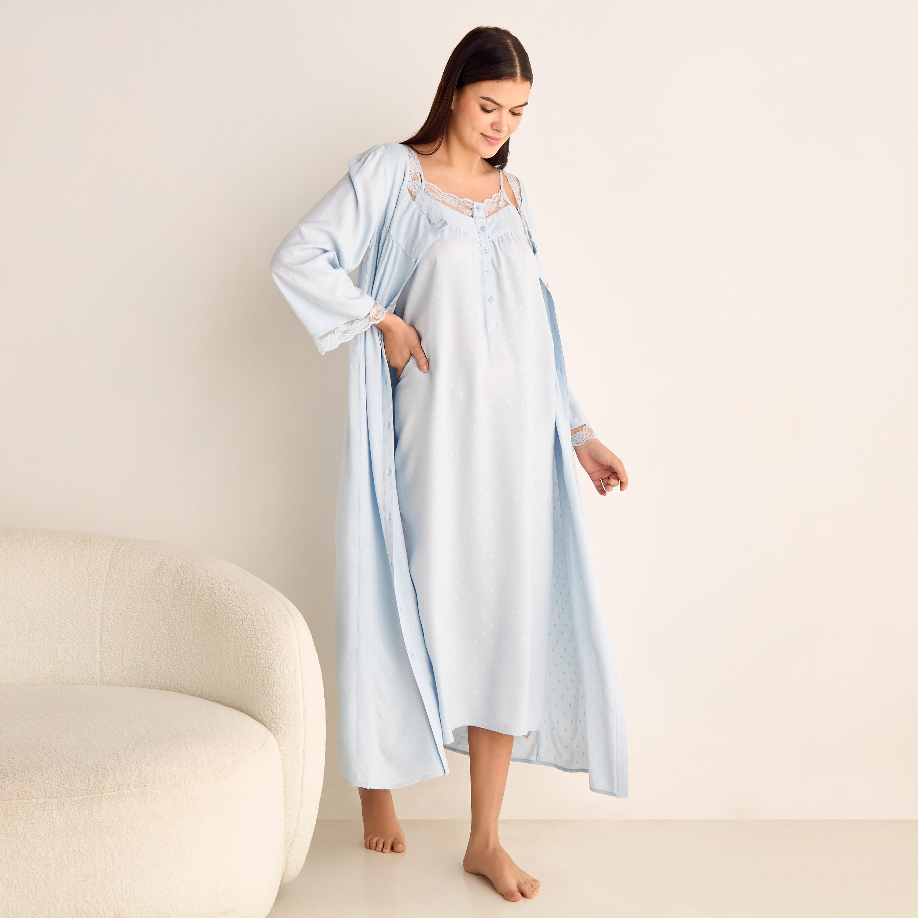 طقم قميص داخلي دوبي بارز الملمس وروب بدانتيل-women-clothing-nightwear-nighties-image-1