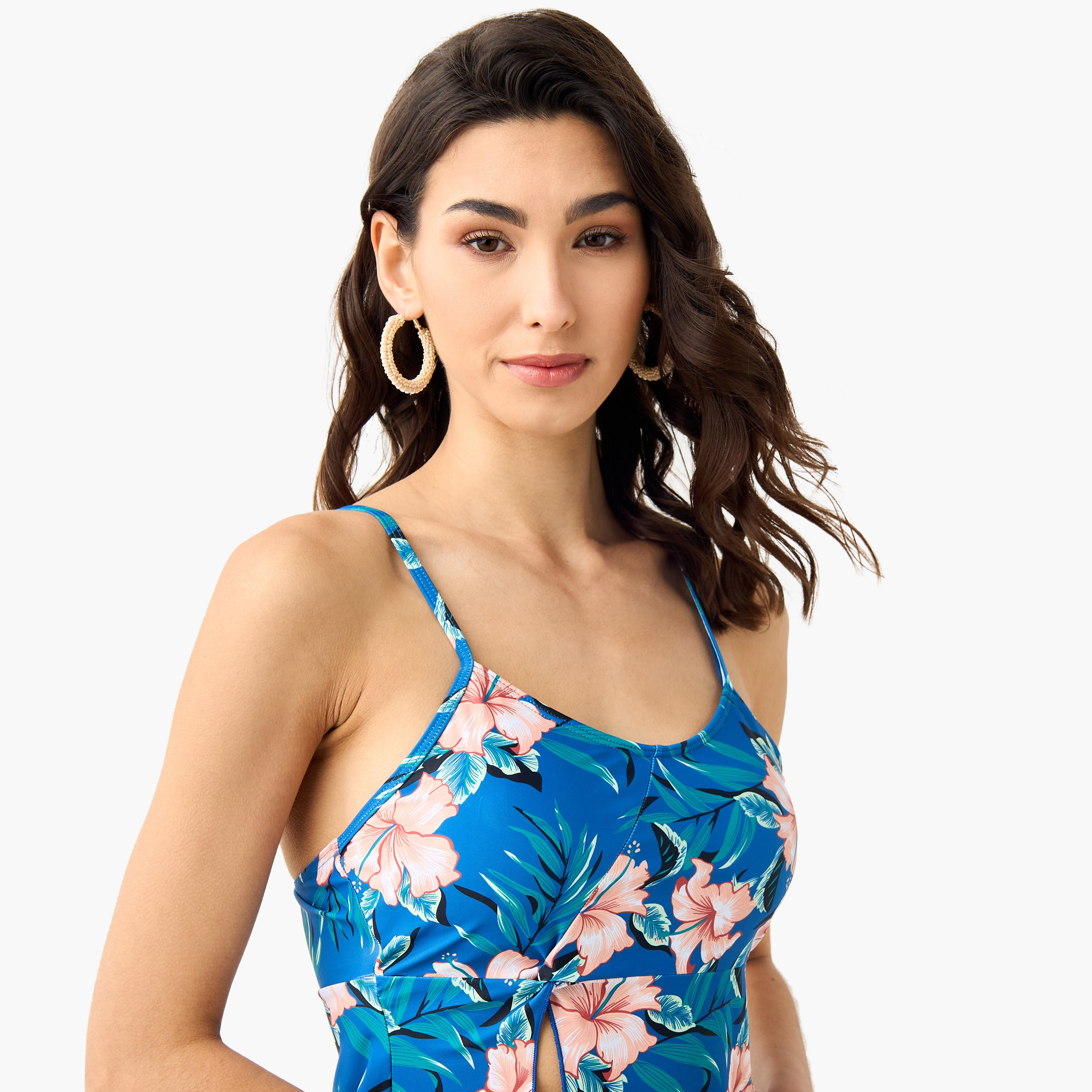 طقم سروال داخلي وبلوزة سباحة بحمالات وطبعات أزهار-women-clothing-swimandbeach-swimsuits-image-4