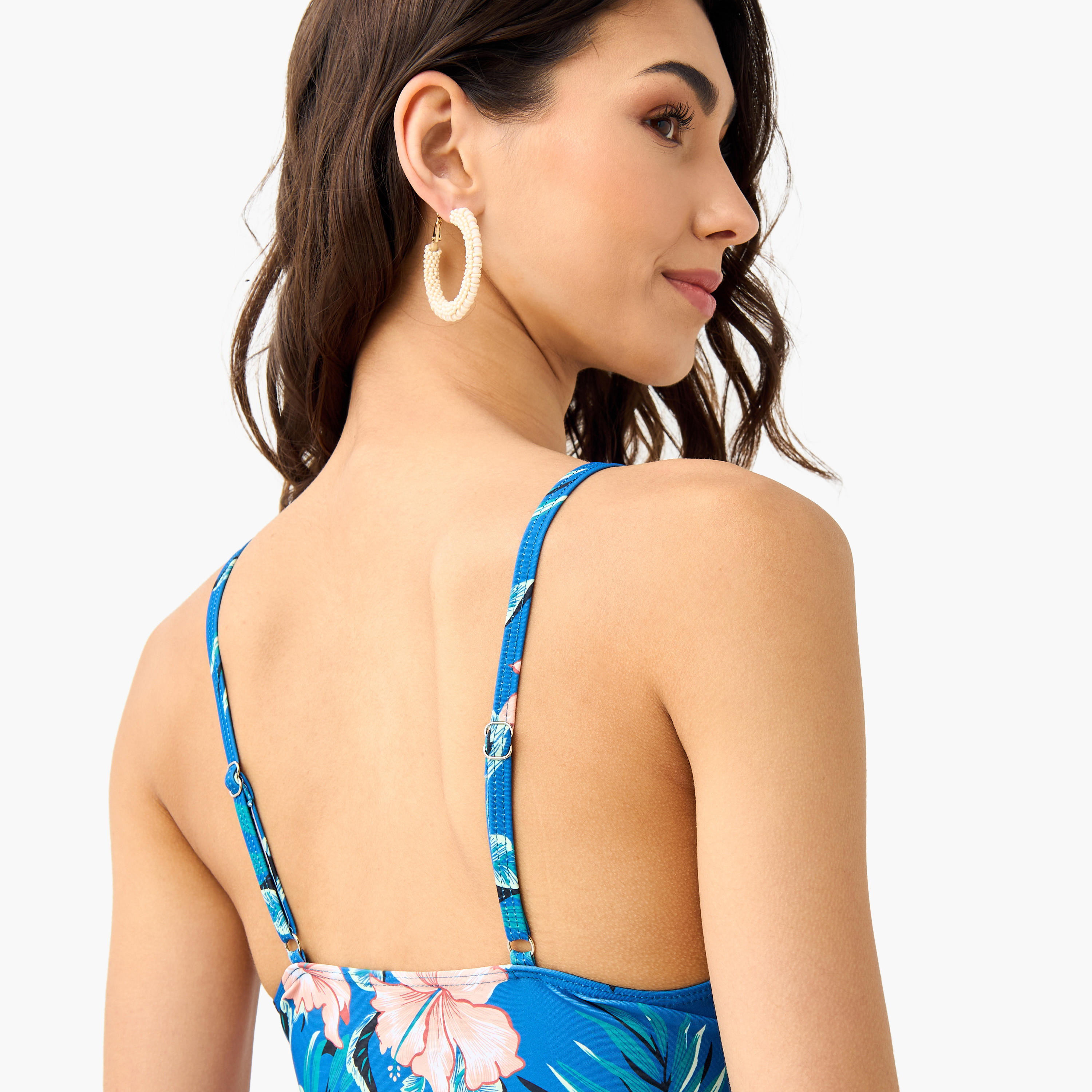 طقم سروال داخلي وبلوزة سباحة بحمالات وطبعات أزهار-women-clothing-swimandbeach-swimsuits-image-5