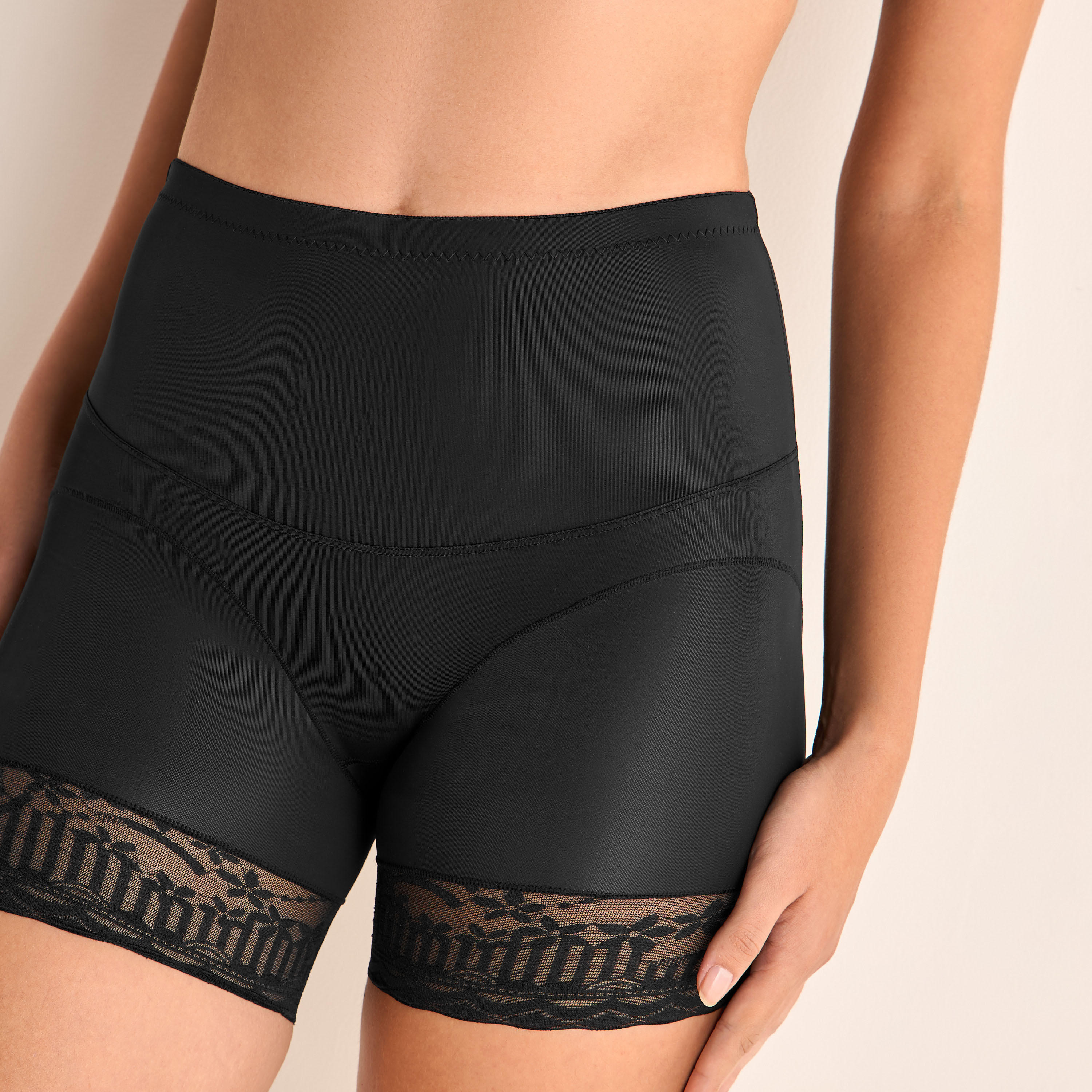 سروال شد للبطن بتفاصيل دانتيل وخصر مطاطي-women-clothing-lingerie-shapewear-image-4