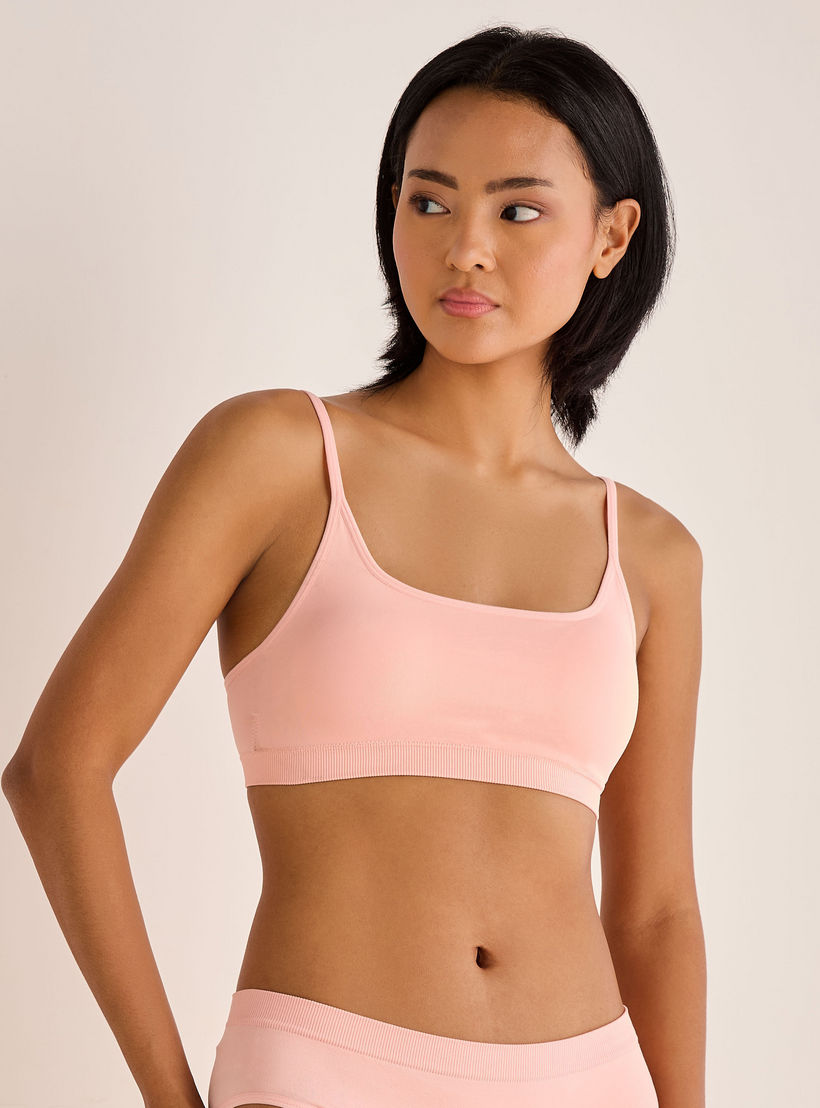 طقم حمالات صدر متنوعة بدون درزات عدد 2-women-clothing-lingerie-bras-image-1