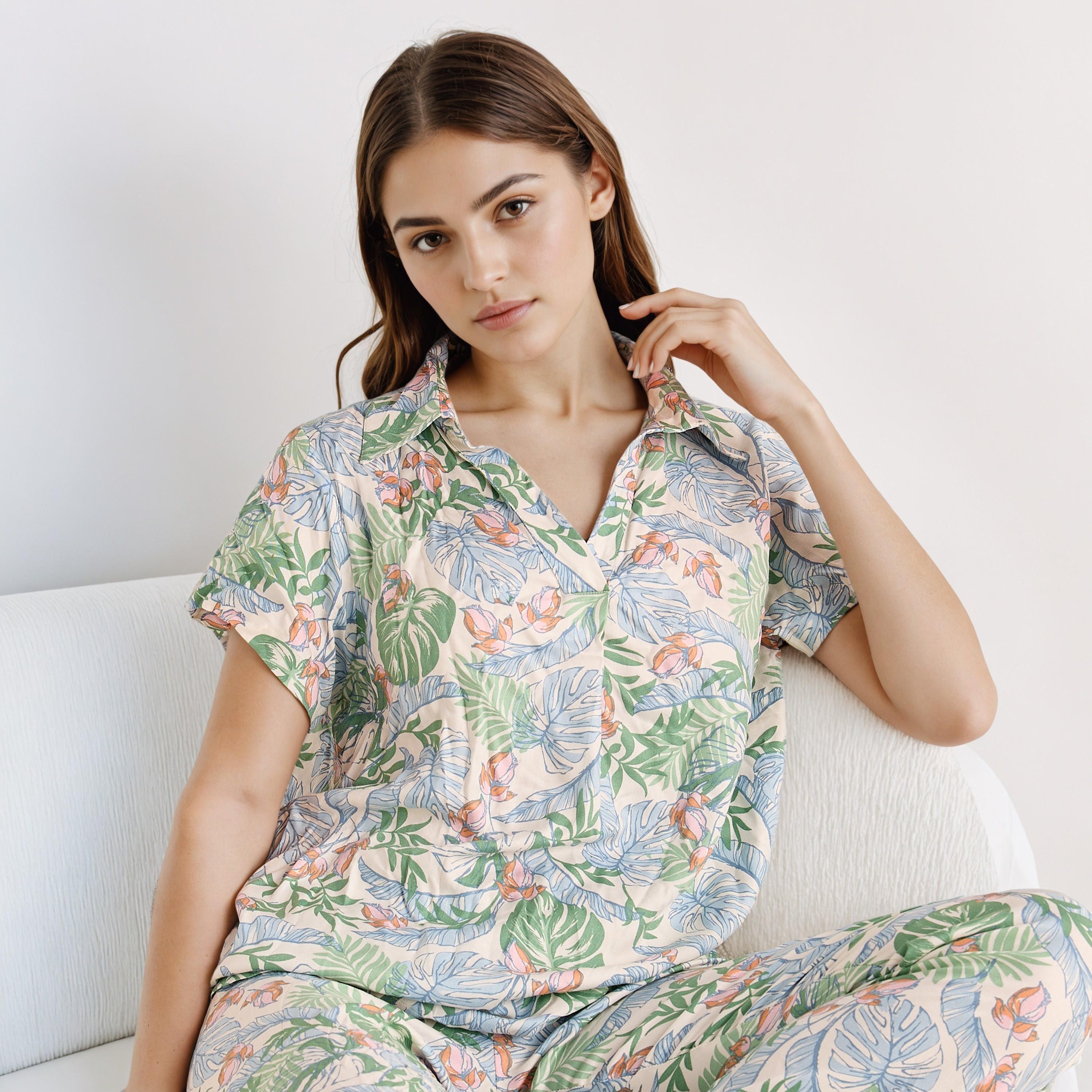 طقم بيجاما بطبعات زهرية-women-clothing-nightwear-pyjamas-longsets-image-5