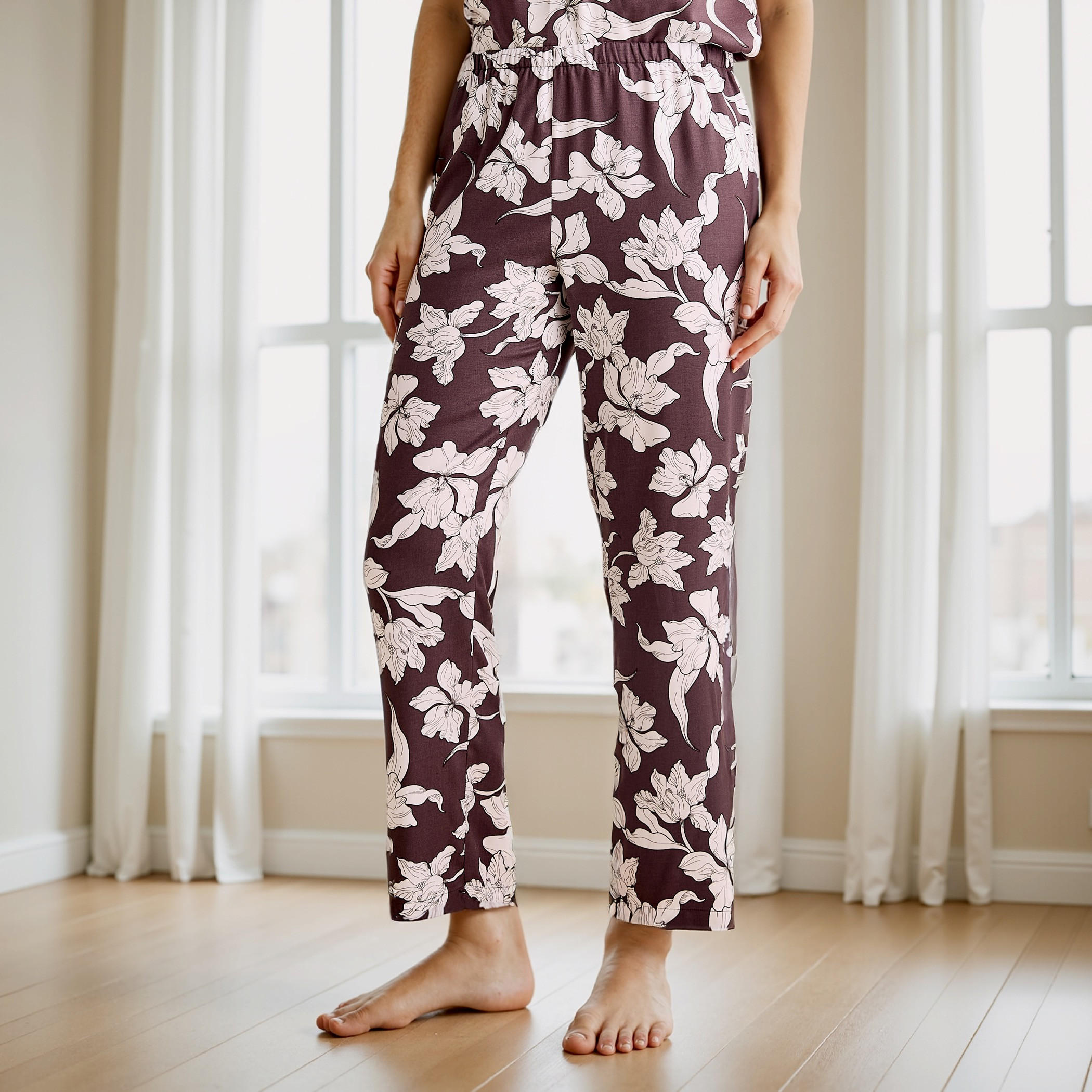 طقم بيجاما بطبعات زهرية-women-clothing-nightwear-pyjamas-longsets-image-4