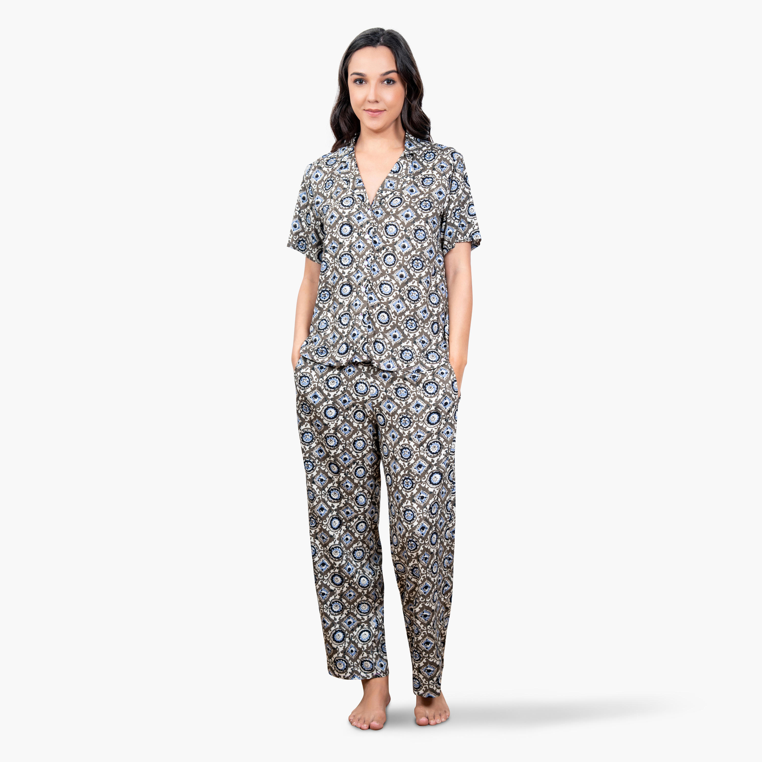 طقم بيجاما رايون بطبعات-women-clothing-nightwear-pyjamas-longsets-image-4