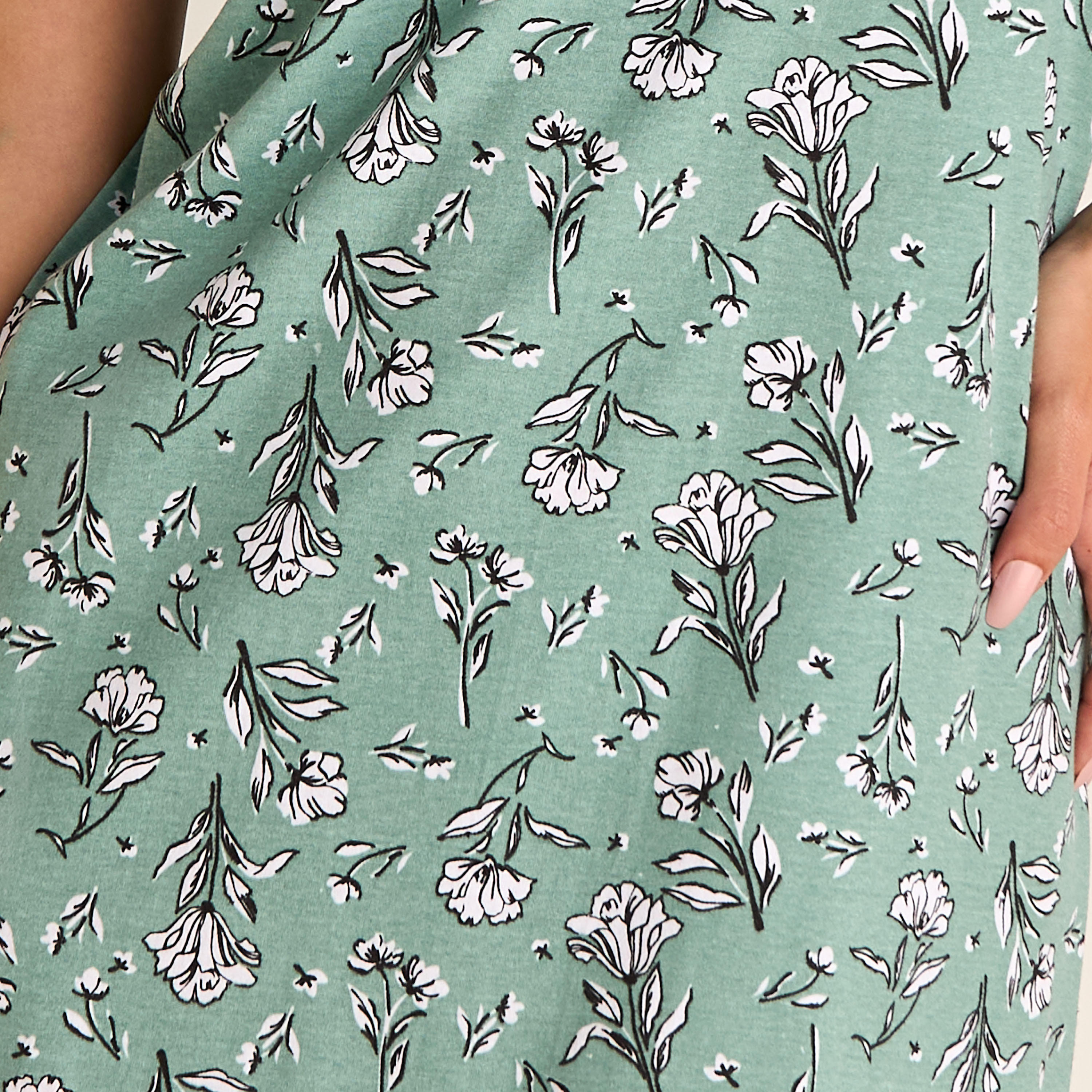 طقم فستان نوم قطعتين بطبعات أزهار-women-clothing-nightwear-nighties-image-7