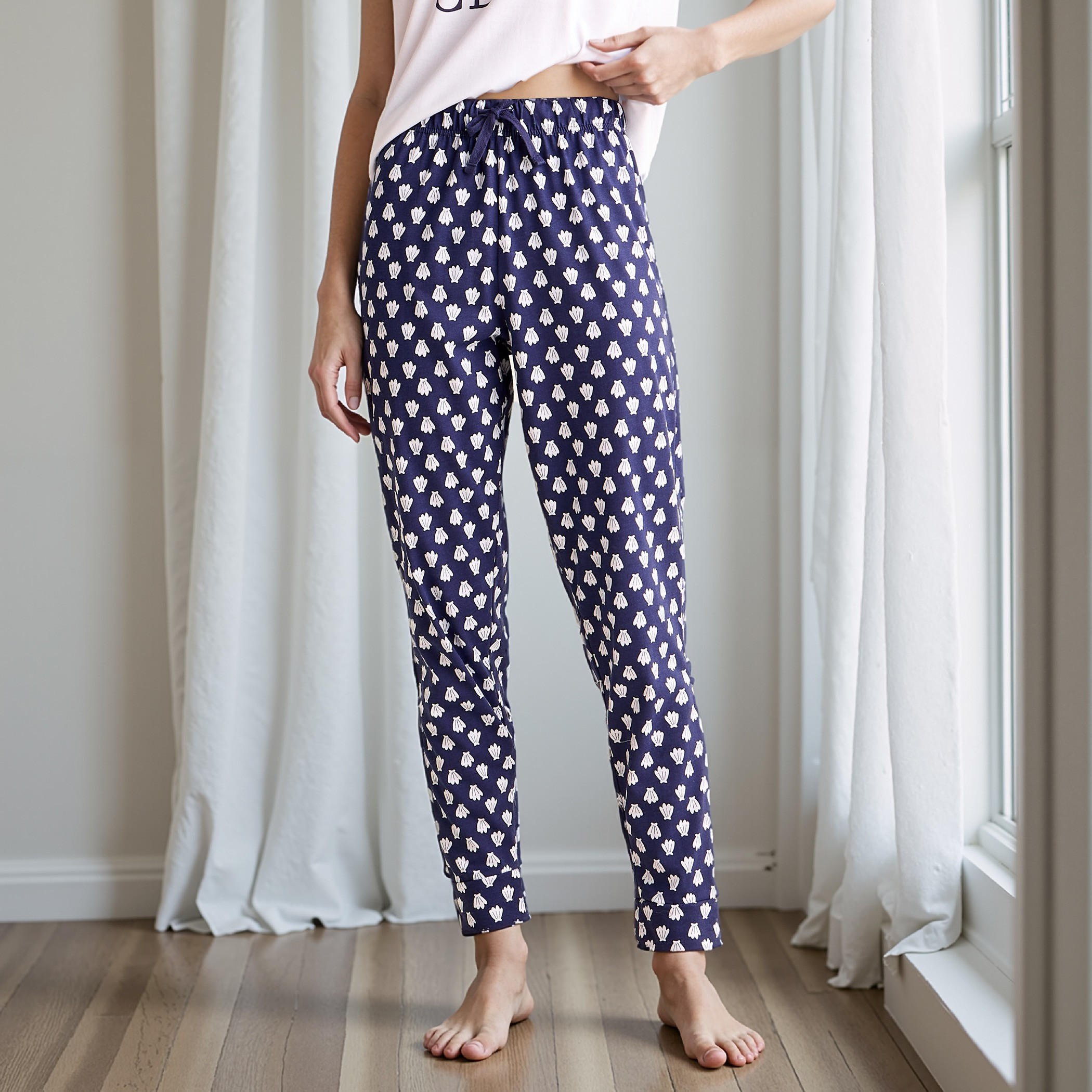 Printed Pyjama Set-women-clothing-nightwear-pyjamas-longsets-image-3