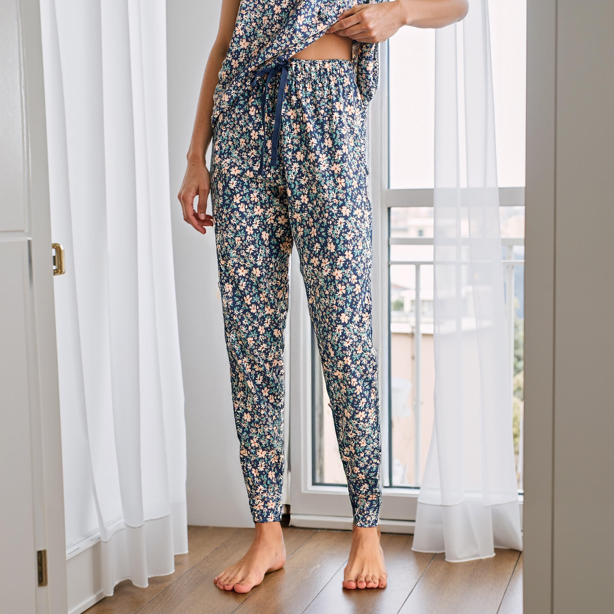 طقم بيجاما بطبعات-women-clothing-nightwear-pyjamas-longsets-image-4