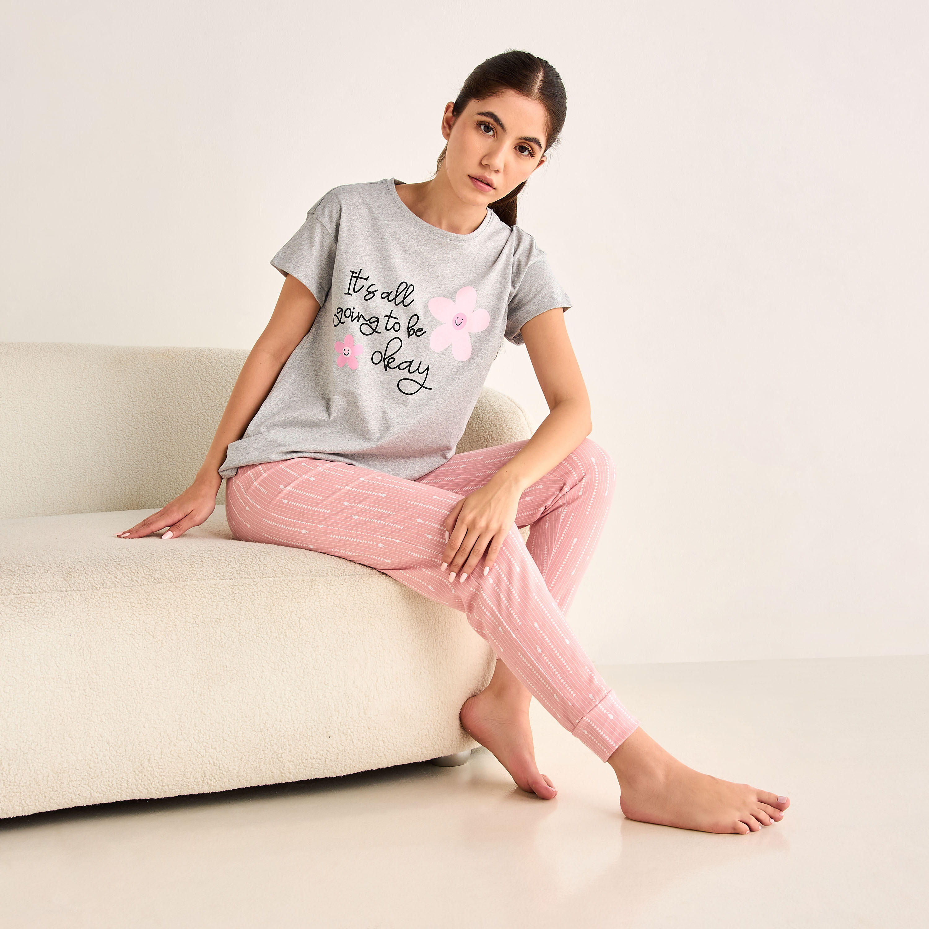 Floral Printed Pyjama Set-women-clothing-nightwear-pyjamas-longsets-image-1