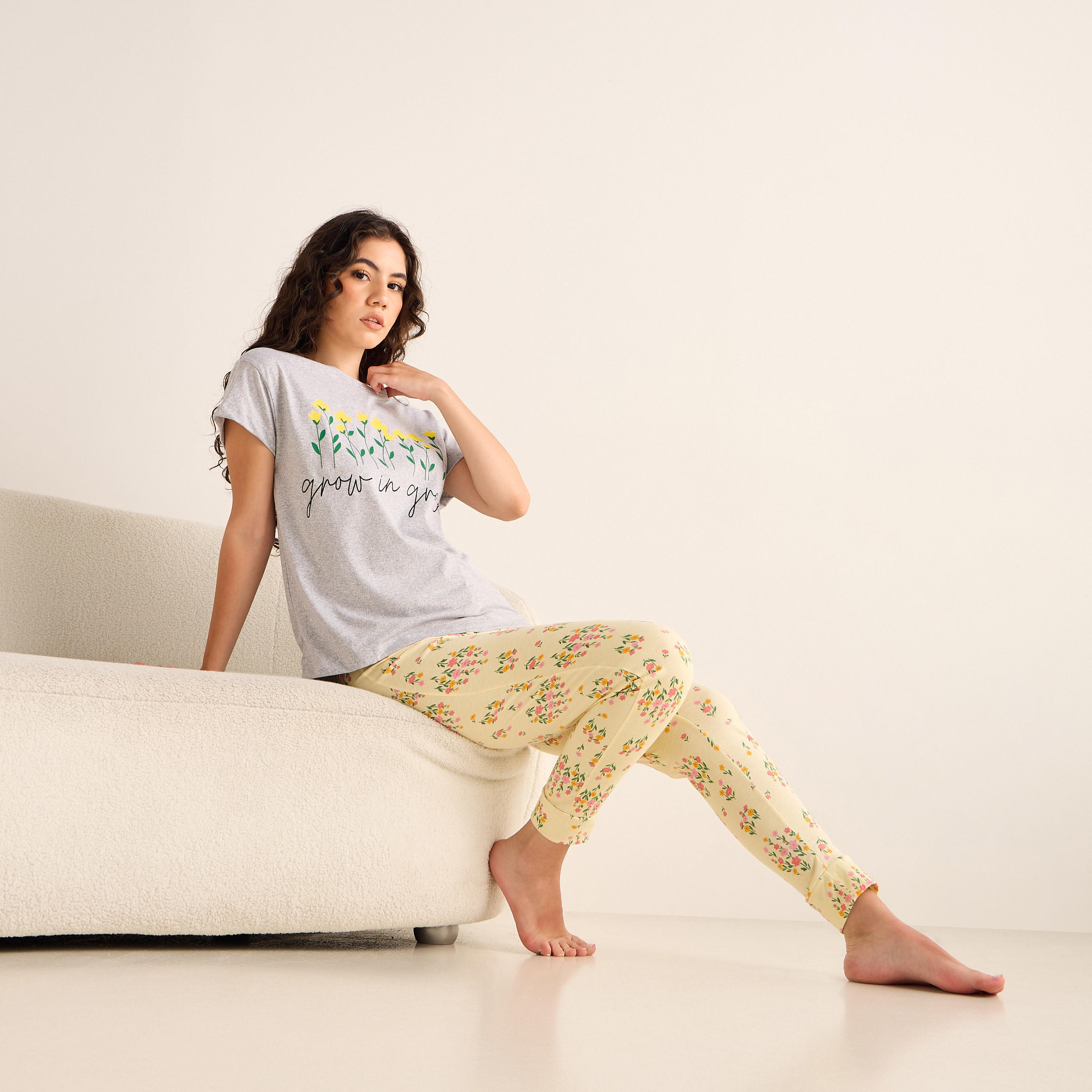 طقم بيجاما بطبعات-women-clothing-nightwear-pyjamas-longsets-image-7
