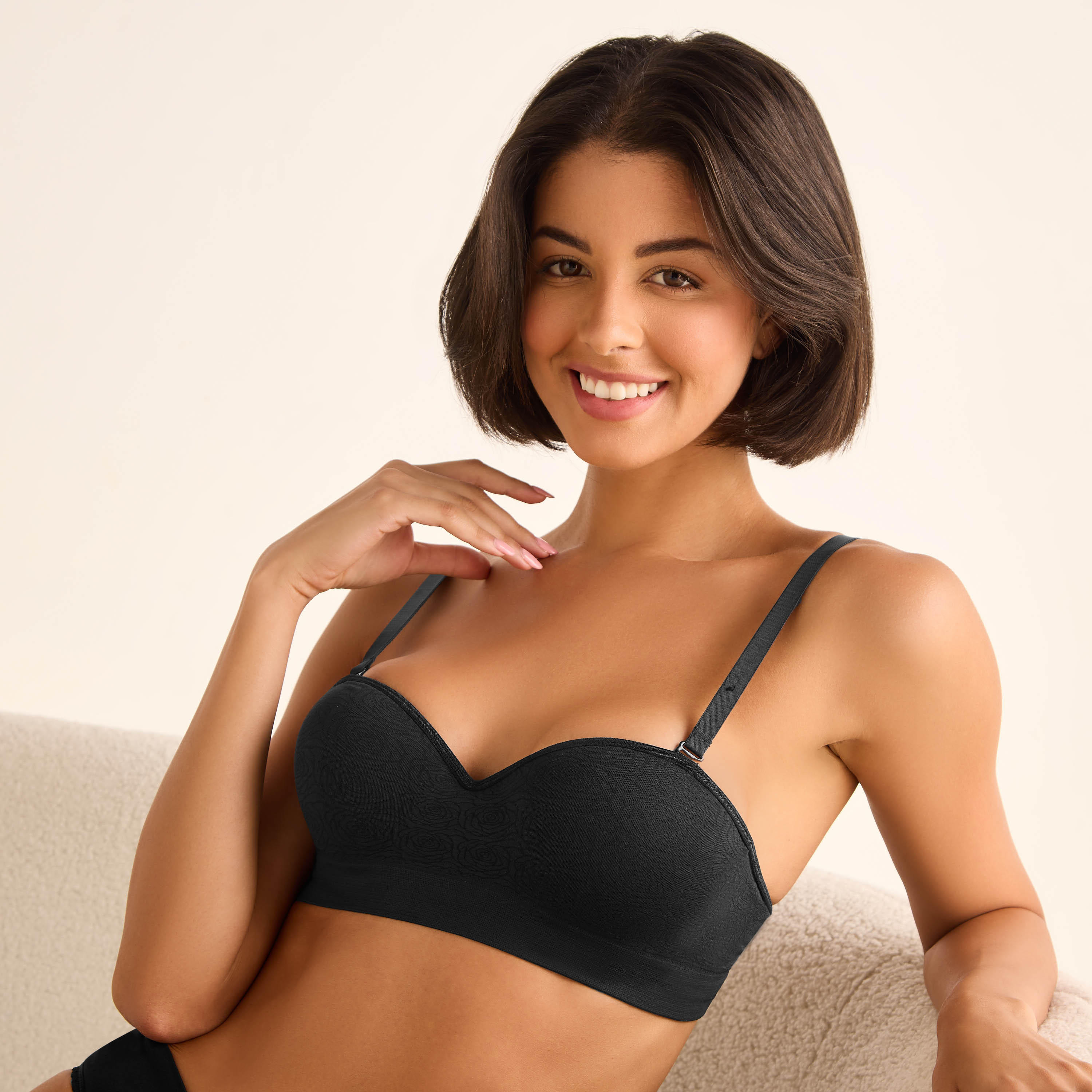 Floral Jacquard Multiway Seamfree Bra with Adjustable Straps-women-clothing-lingerie-bras-image-1