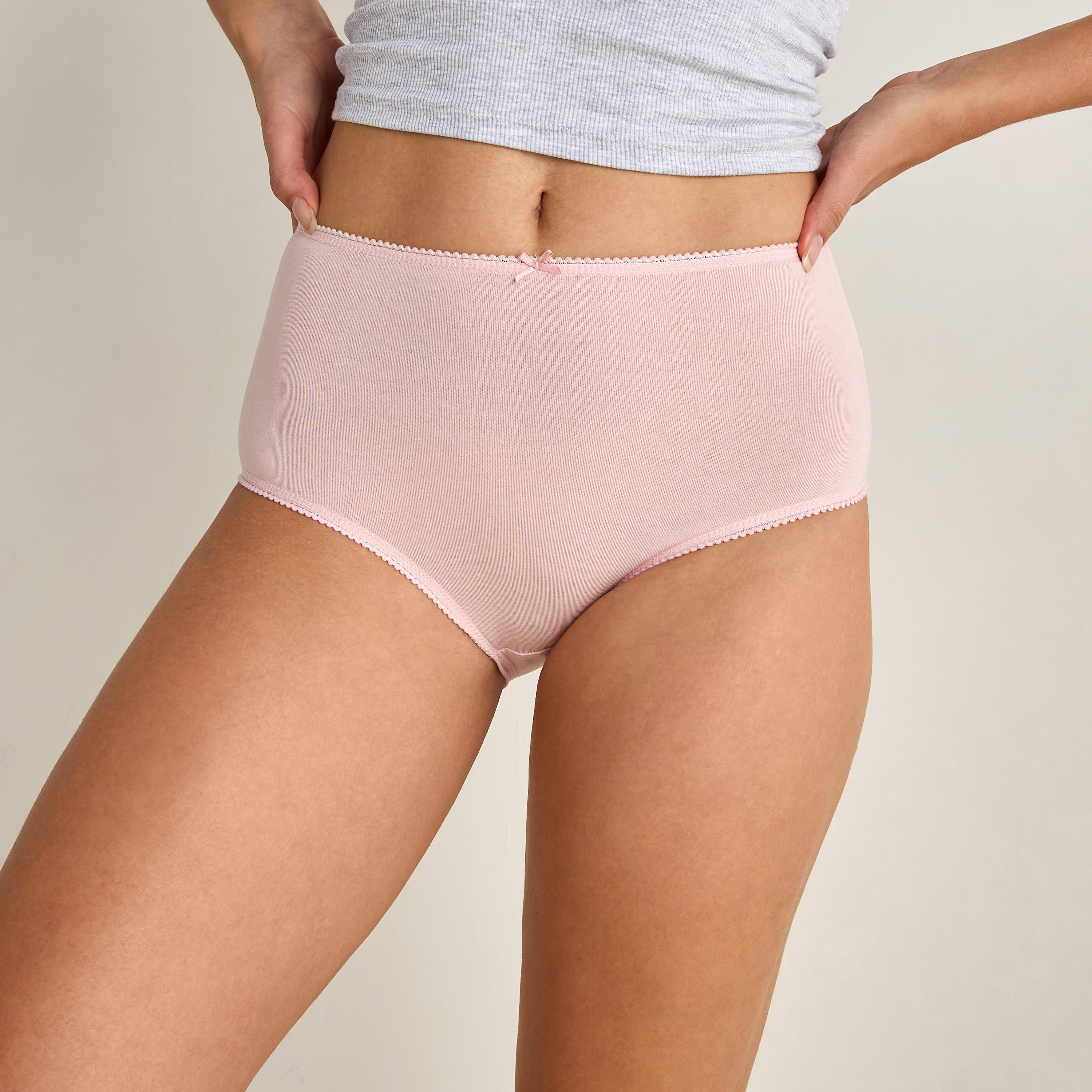طقم سراويل داخلية كاملة 5 قطع بخصر مطاطي وتفاصيل فيونكة-women-clothing-lingerie-panties-image-9