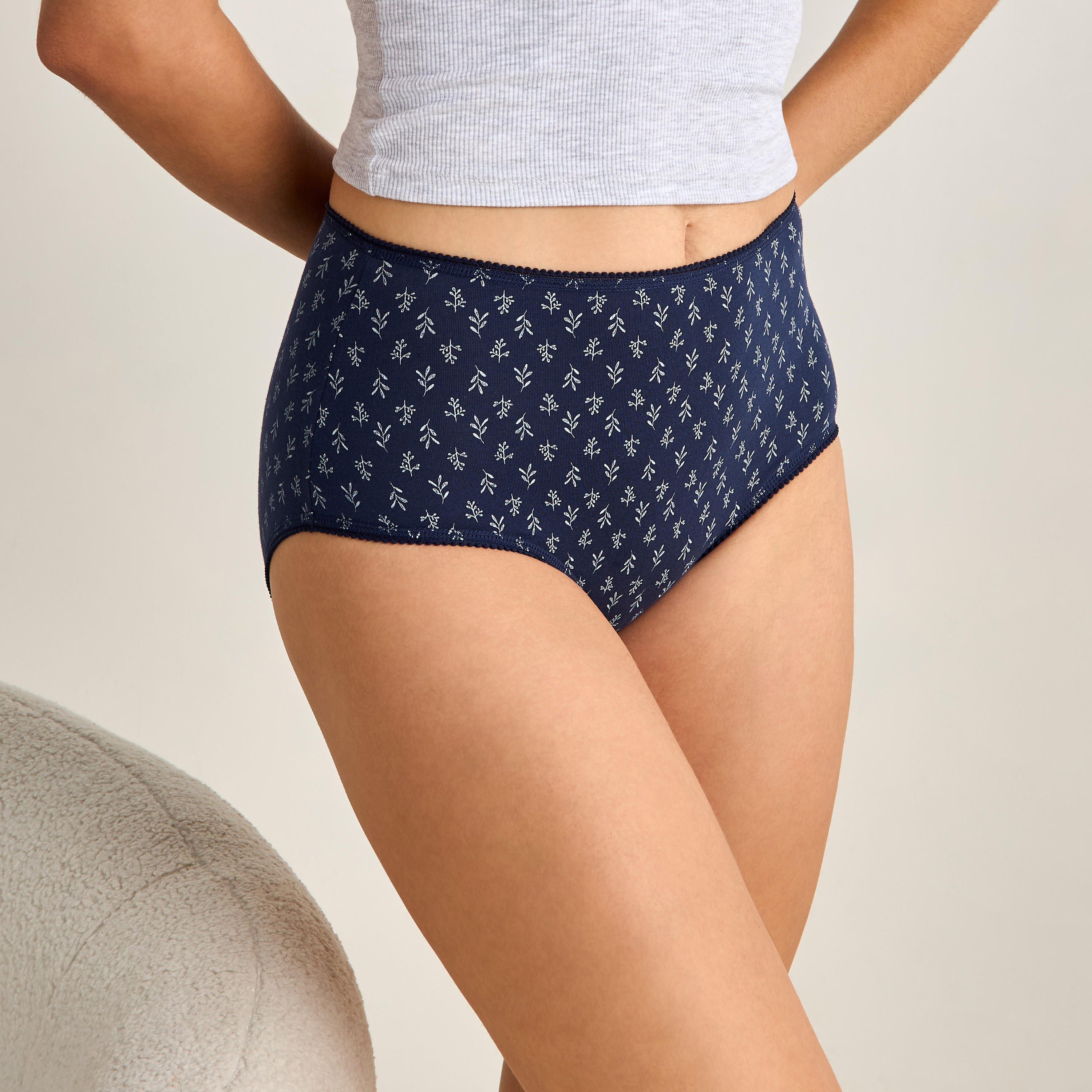 Set of 5 - Assorted Full Briefs with Elasticated Waistband-women-clothing-lingerie-panties-image-7